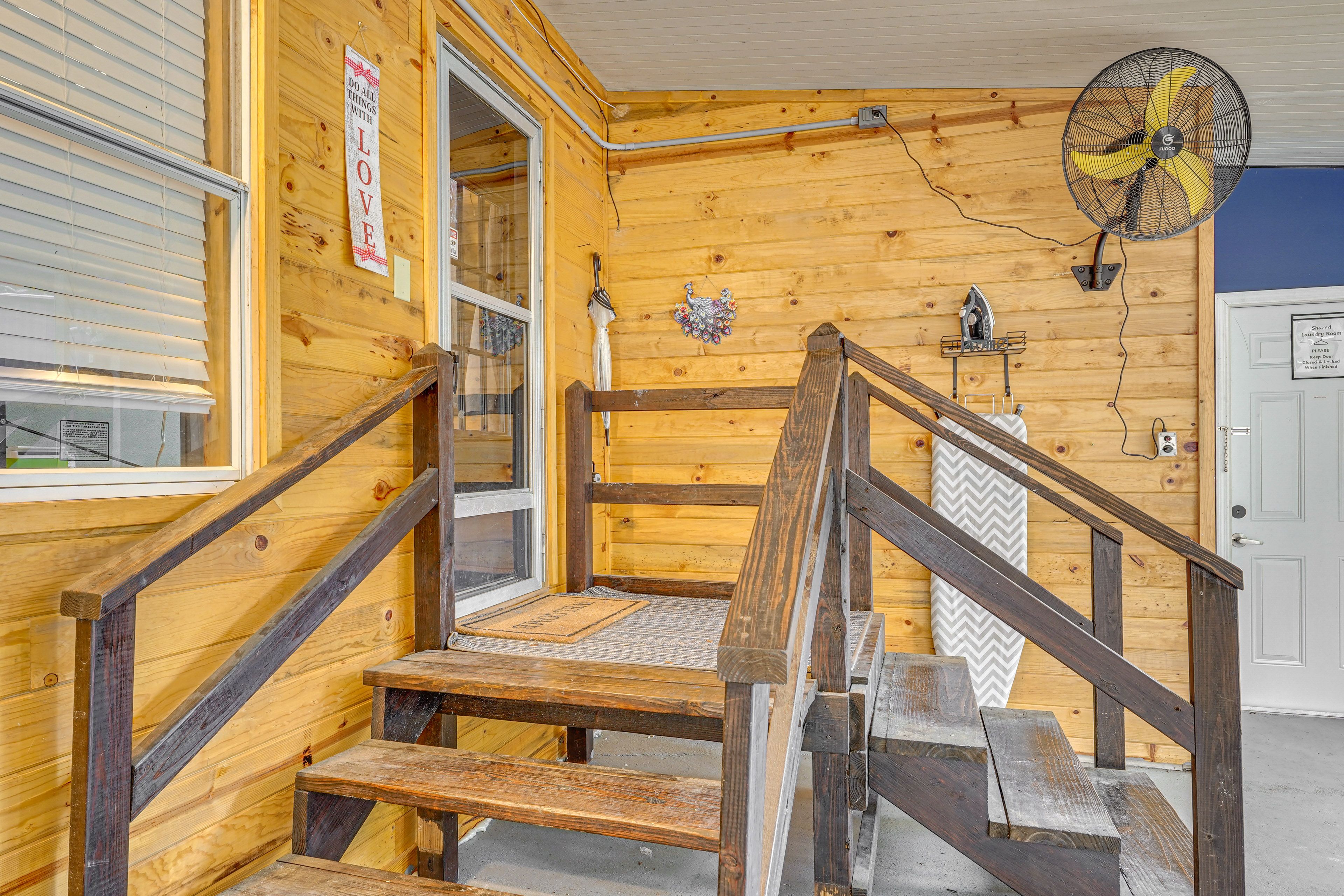 Screened Porch