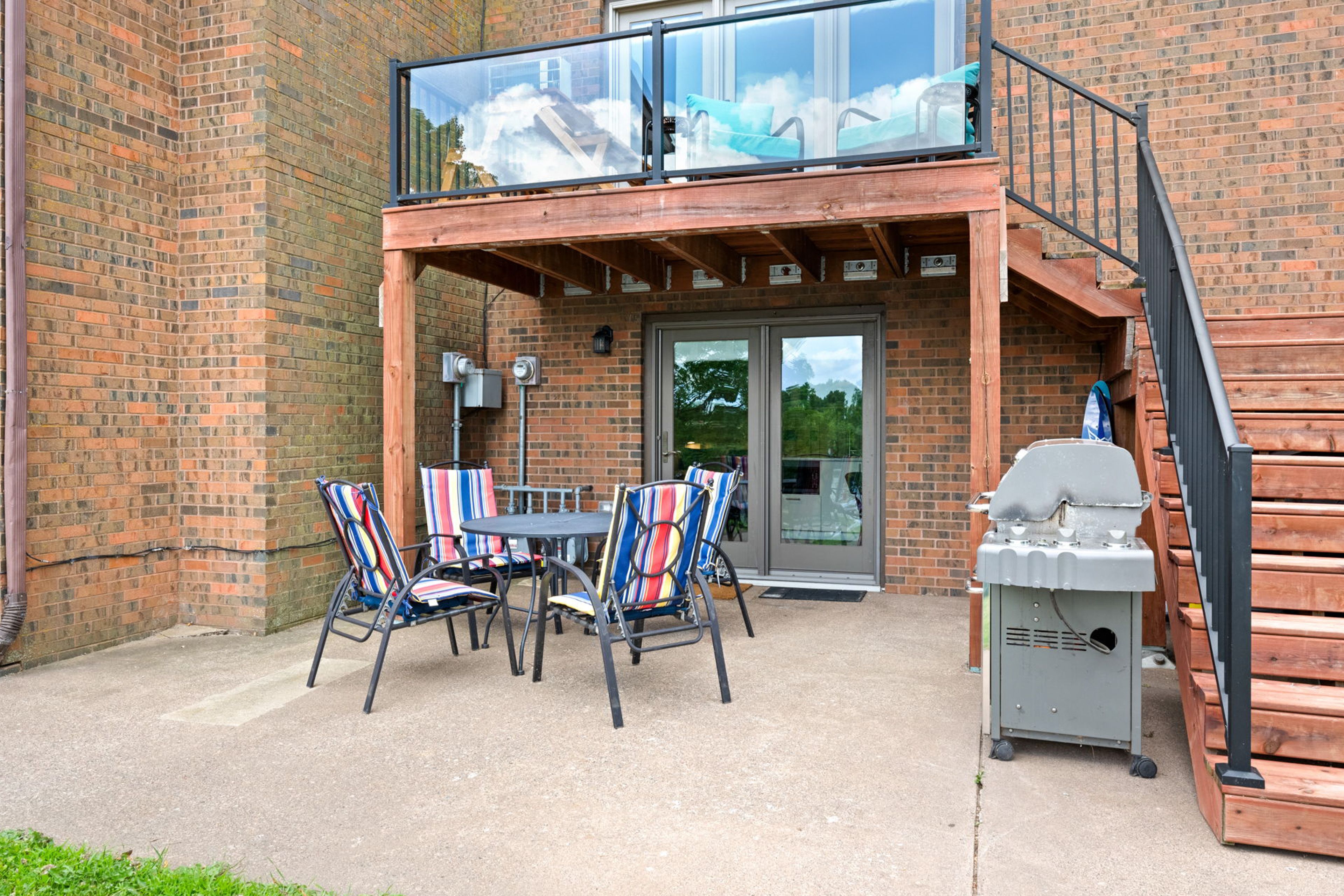 Shared Patio & Grill