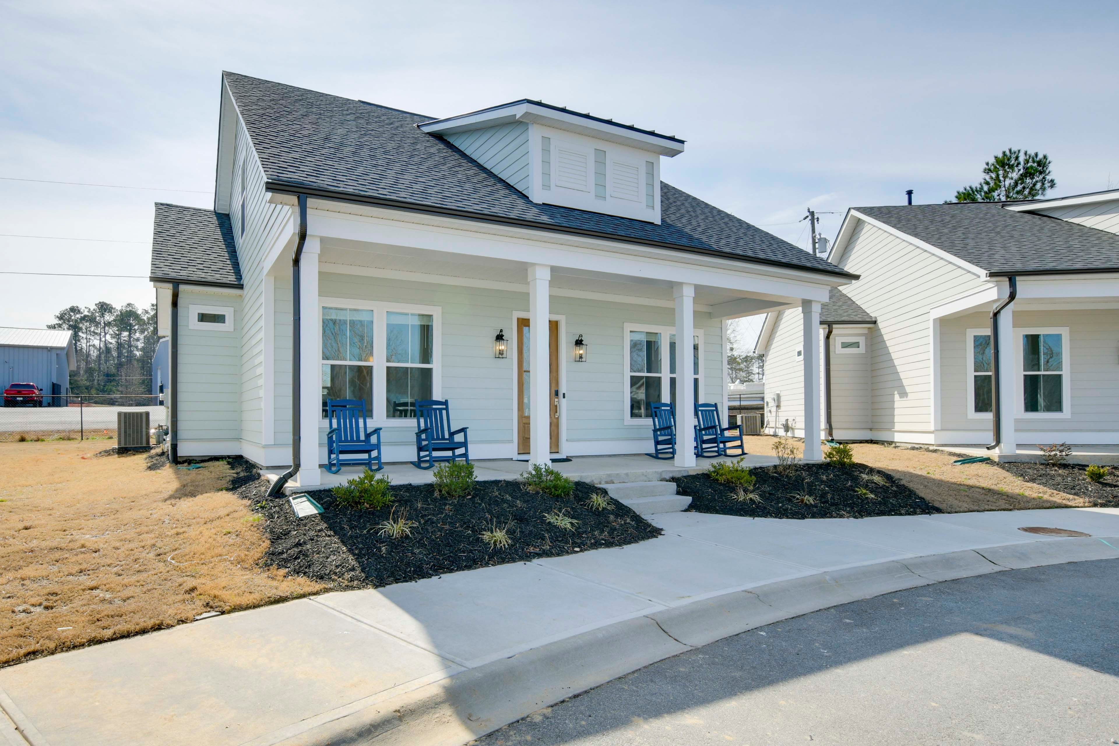 Parking | Street (2 Vehicles)