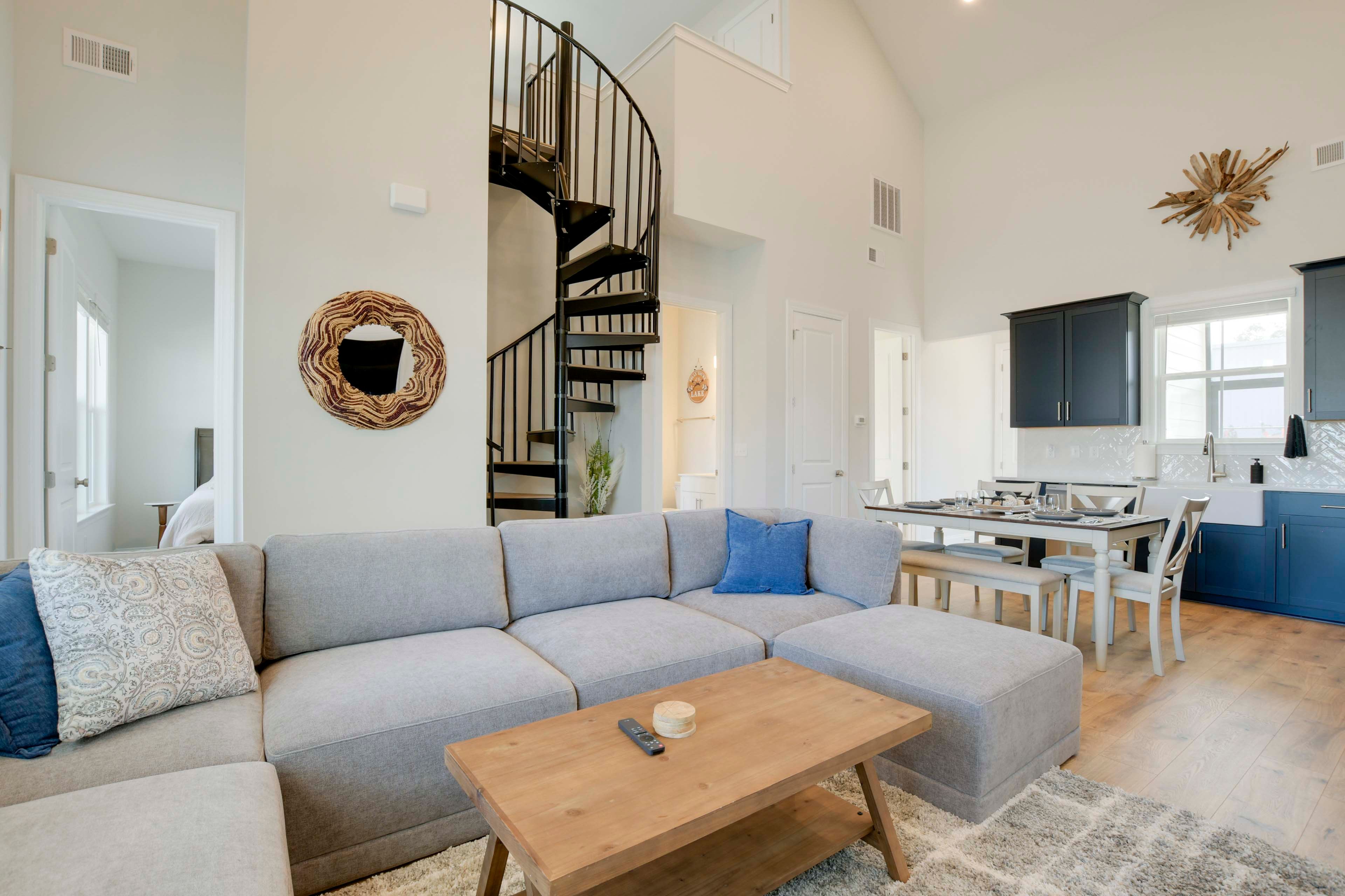 Living Room | Electric Fireplace | Smart TV | 1st Floor