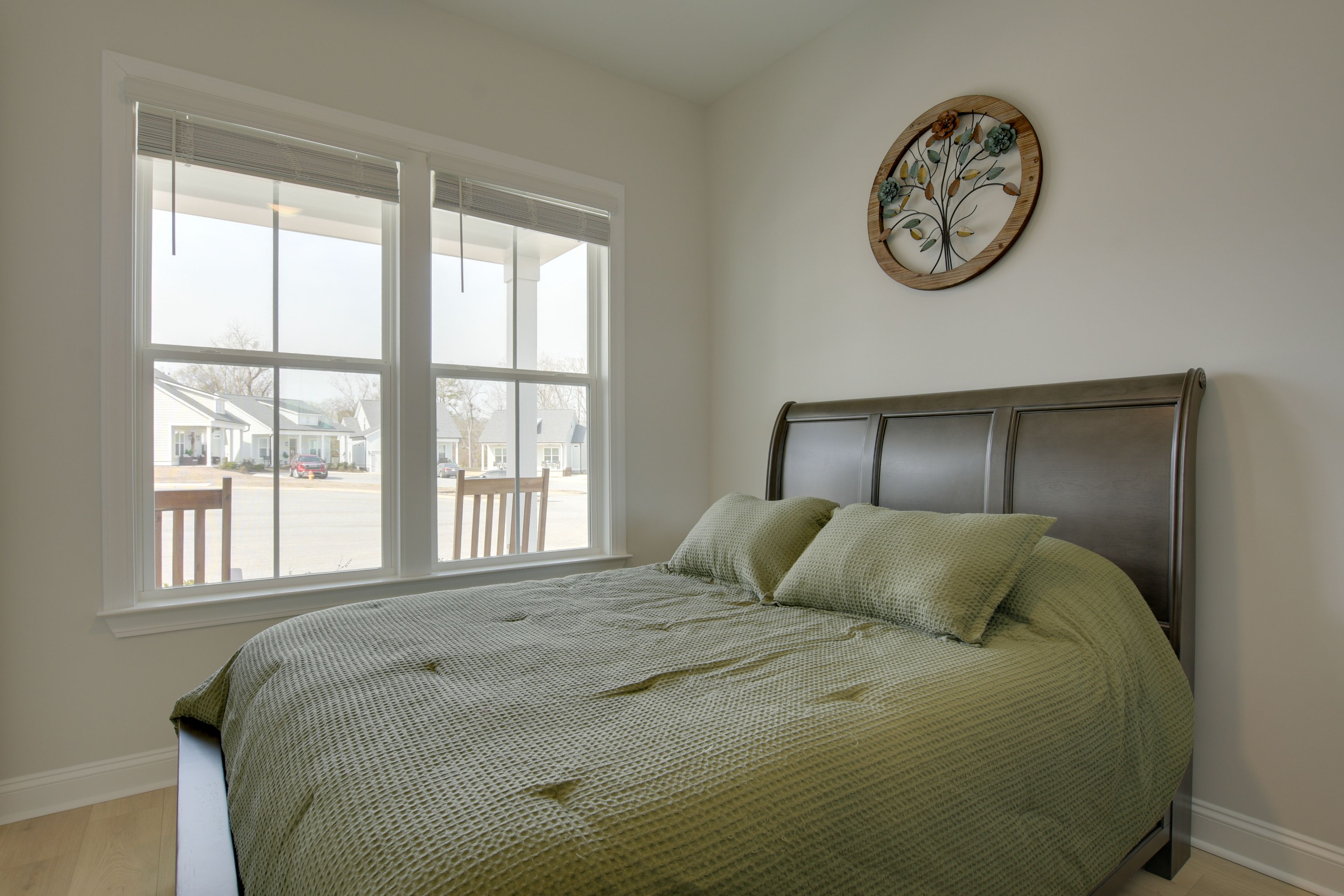 Bedroom 2 | Queen Bed | 1st Floor