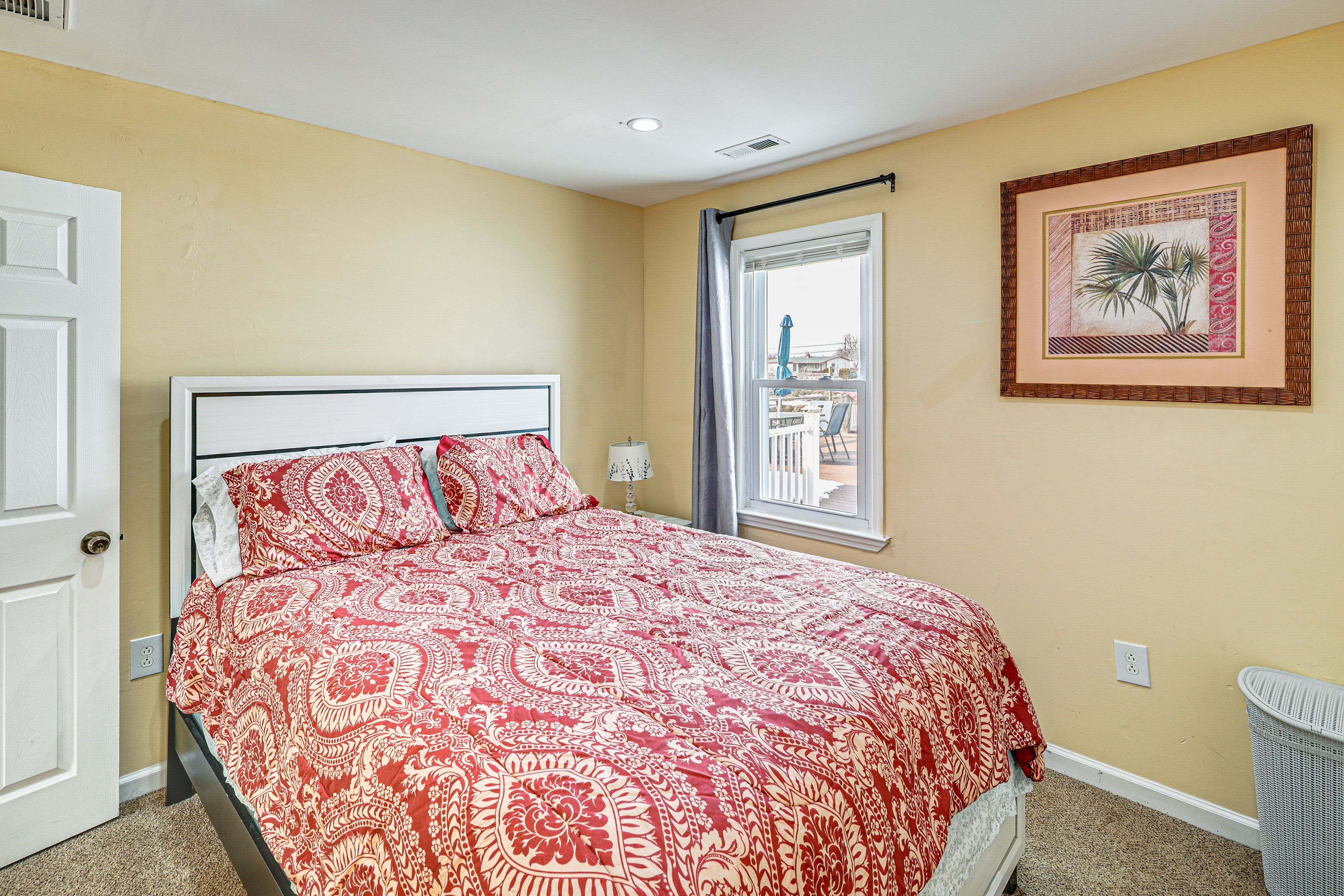 Bedroom 2 | Queen Bed