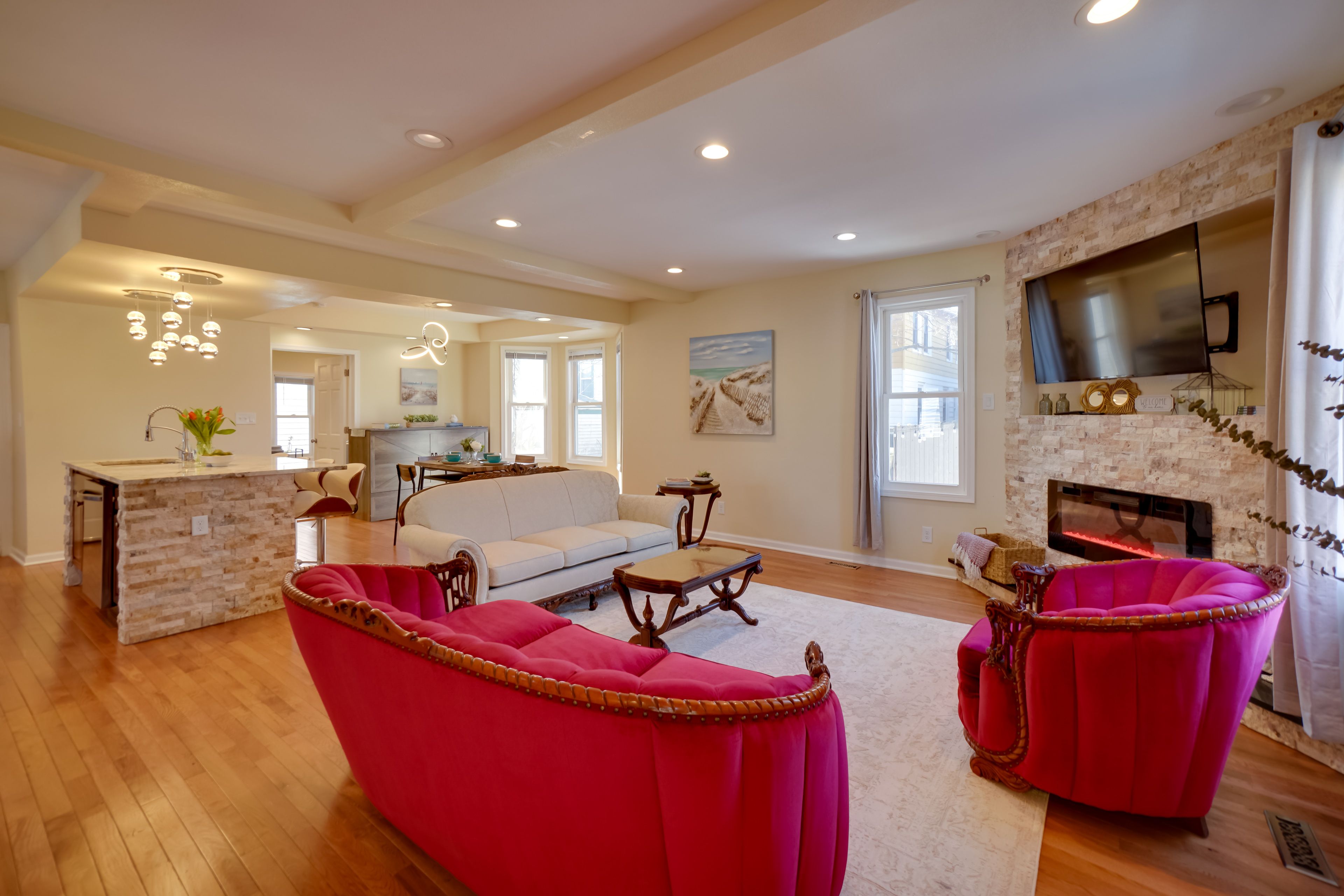 Interior | 1st Floor