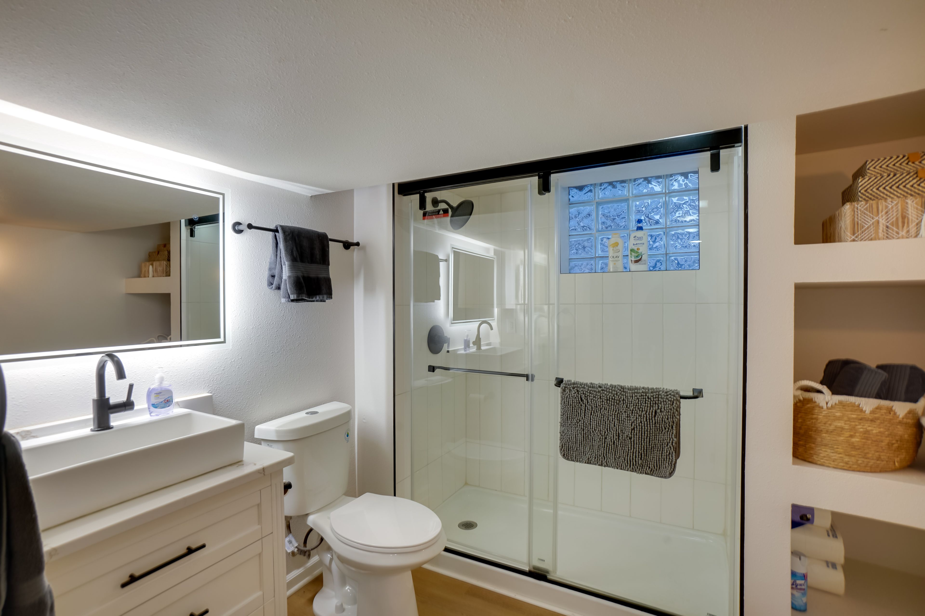 Full Bathroom | Lower Level