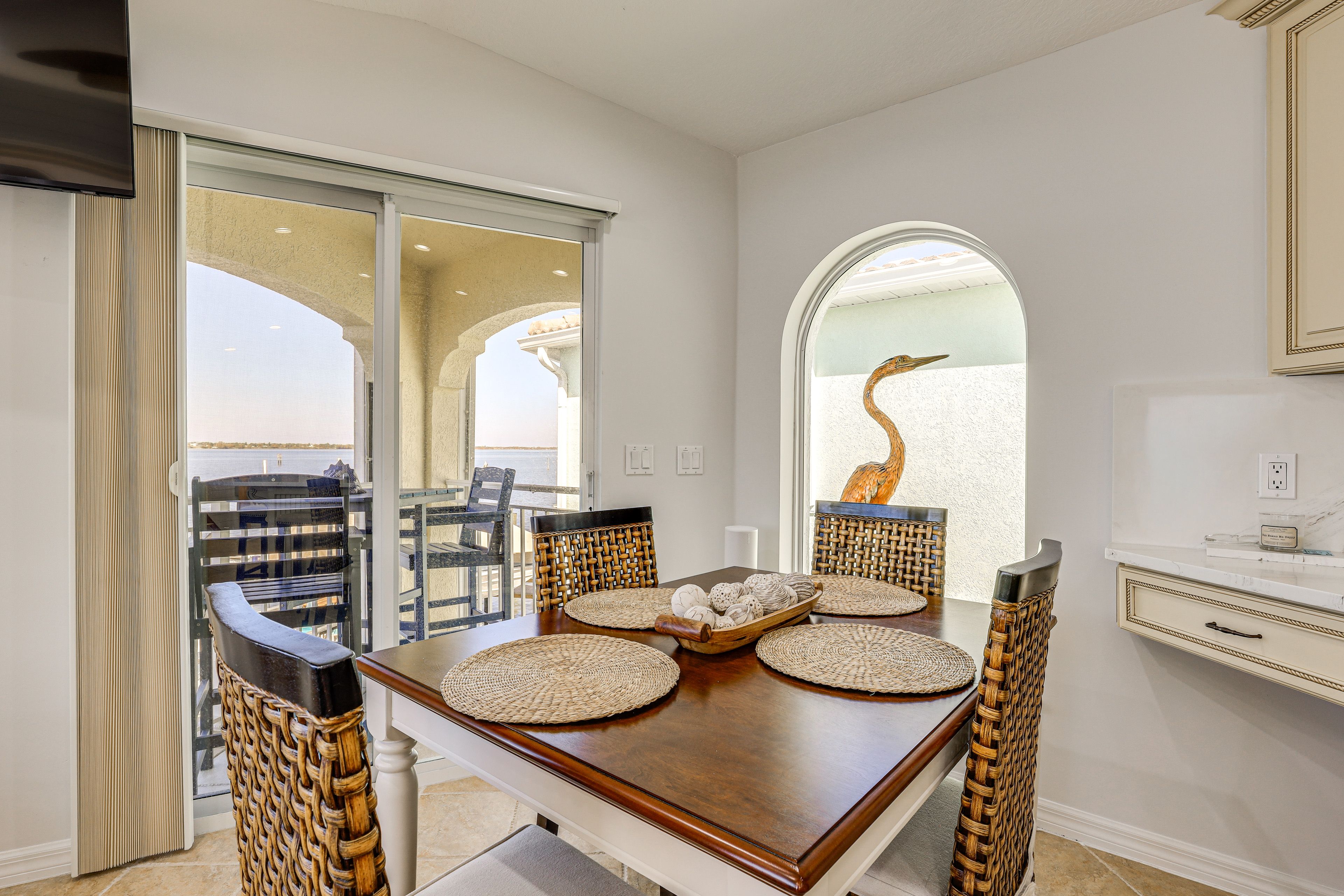 Dining Area | Upper Level