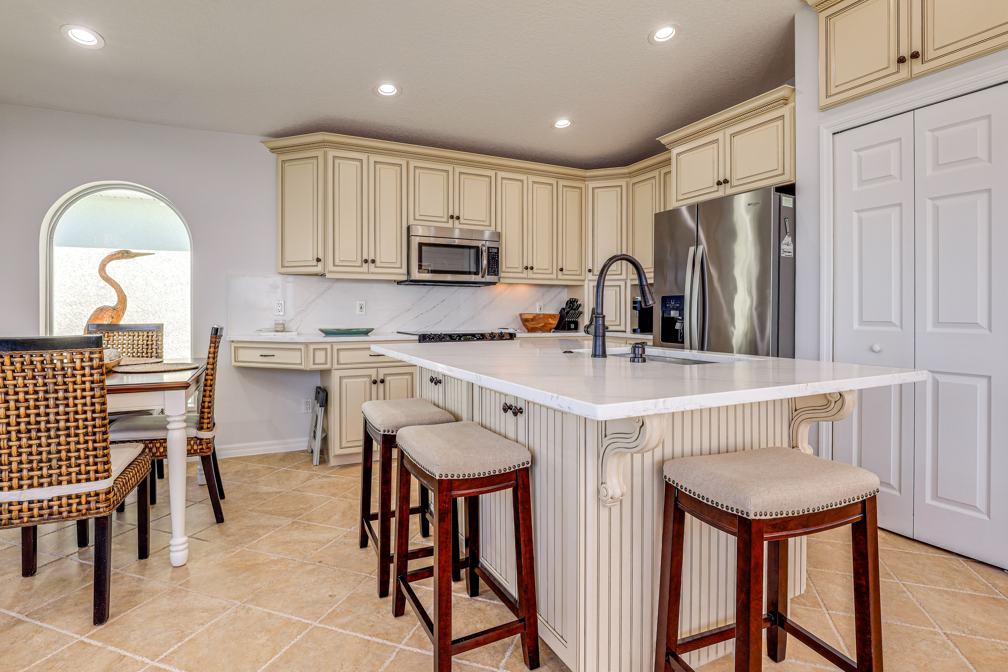 Kitchen | Upper Level