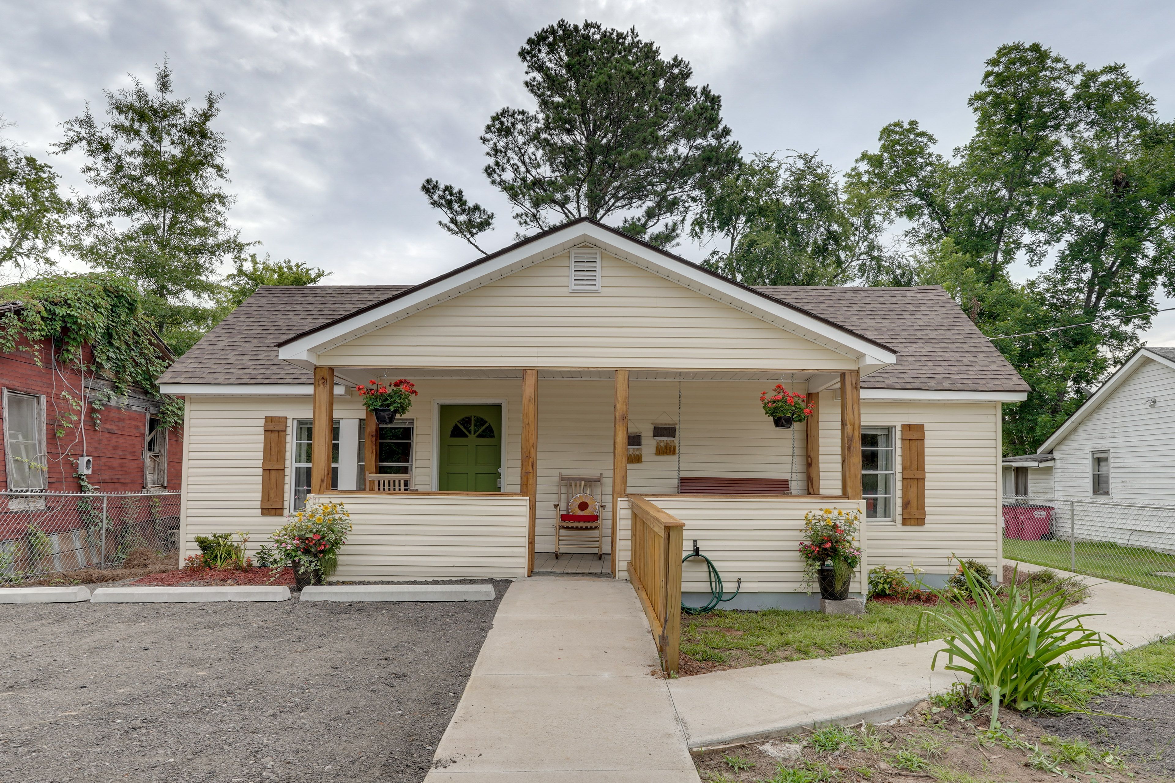Property Exterior | Single-Story Home