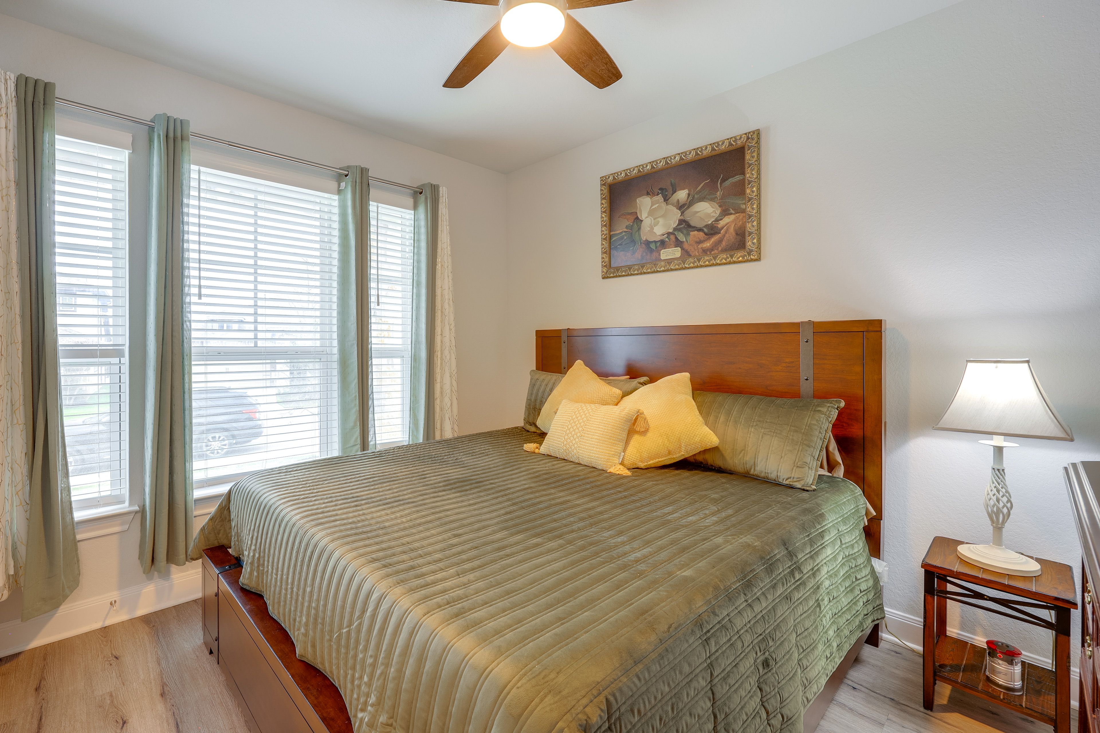 Bedroom 2 | 1st Floor | King Bed