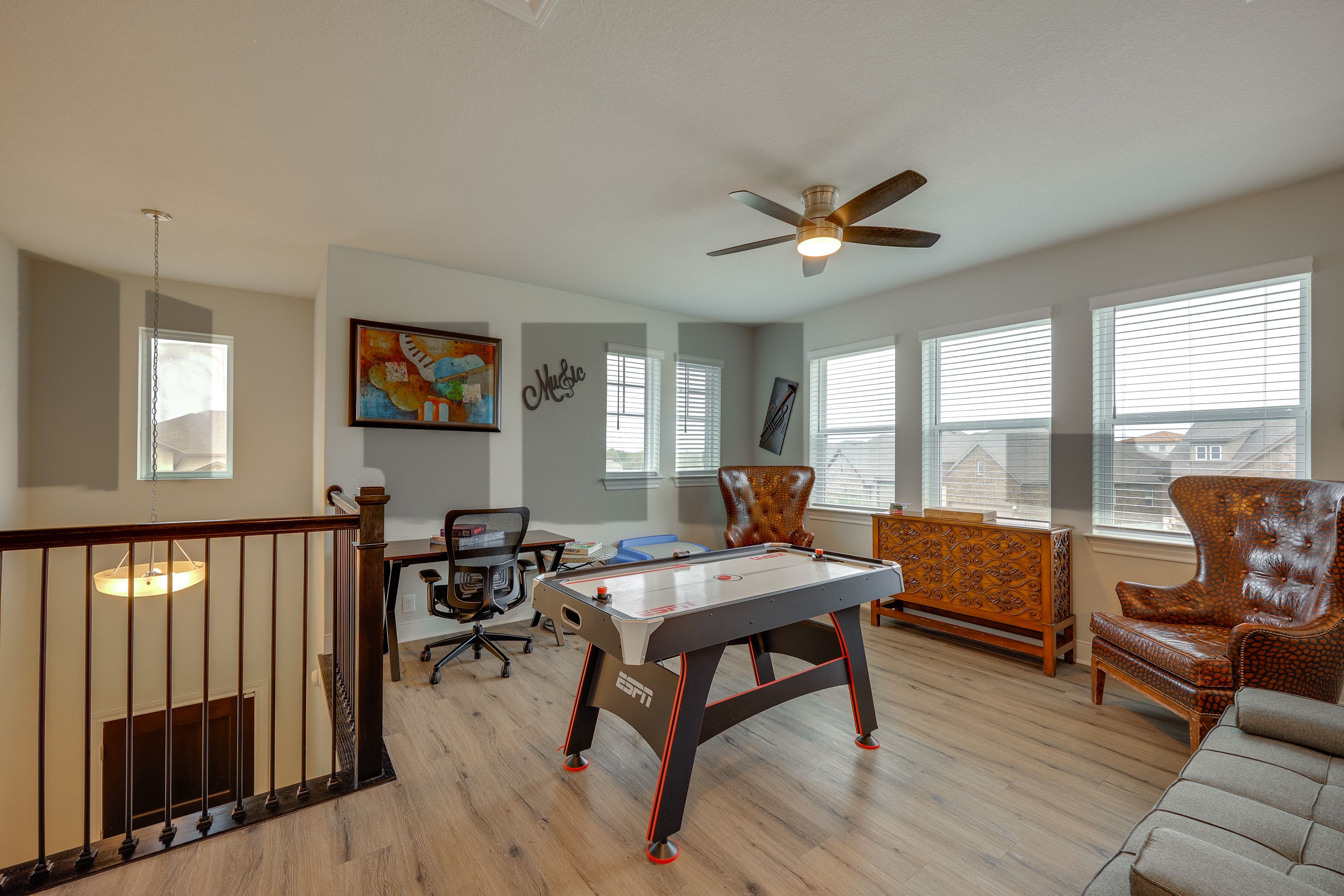 Loft | 2nd Floor | Full Futon