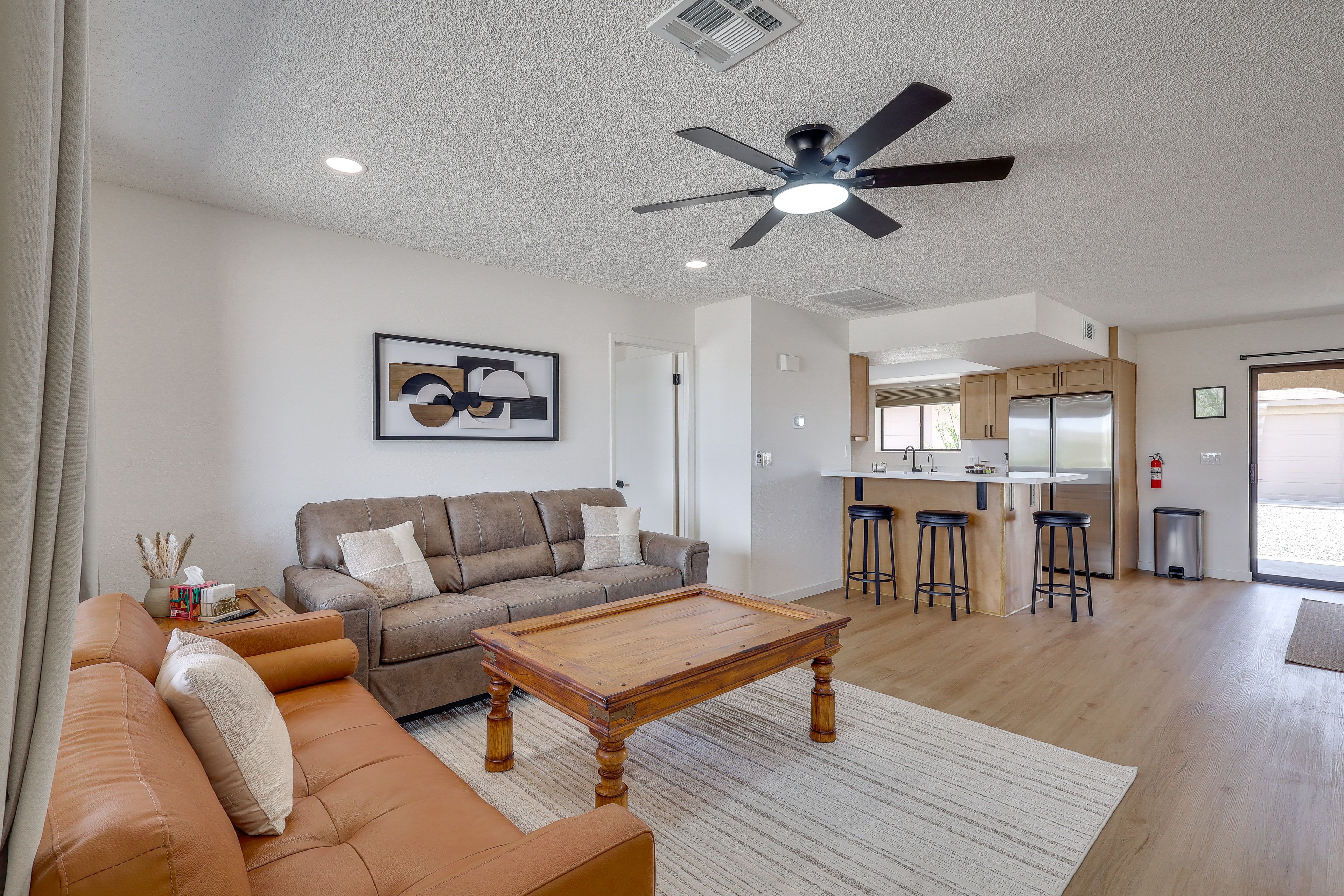 Lake Havasu City Vacation Rental | 2BR | 2BA | 1,324 Sq Ft | 1 Step to Enter