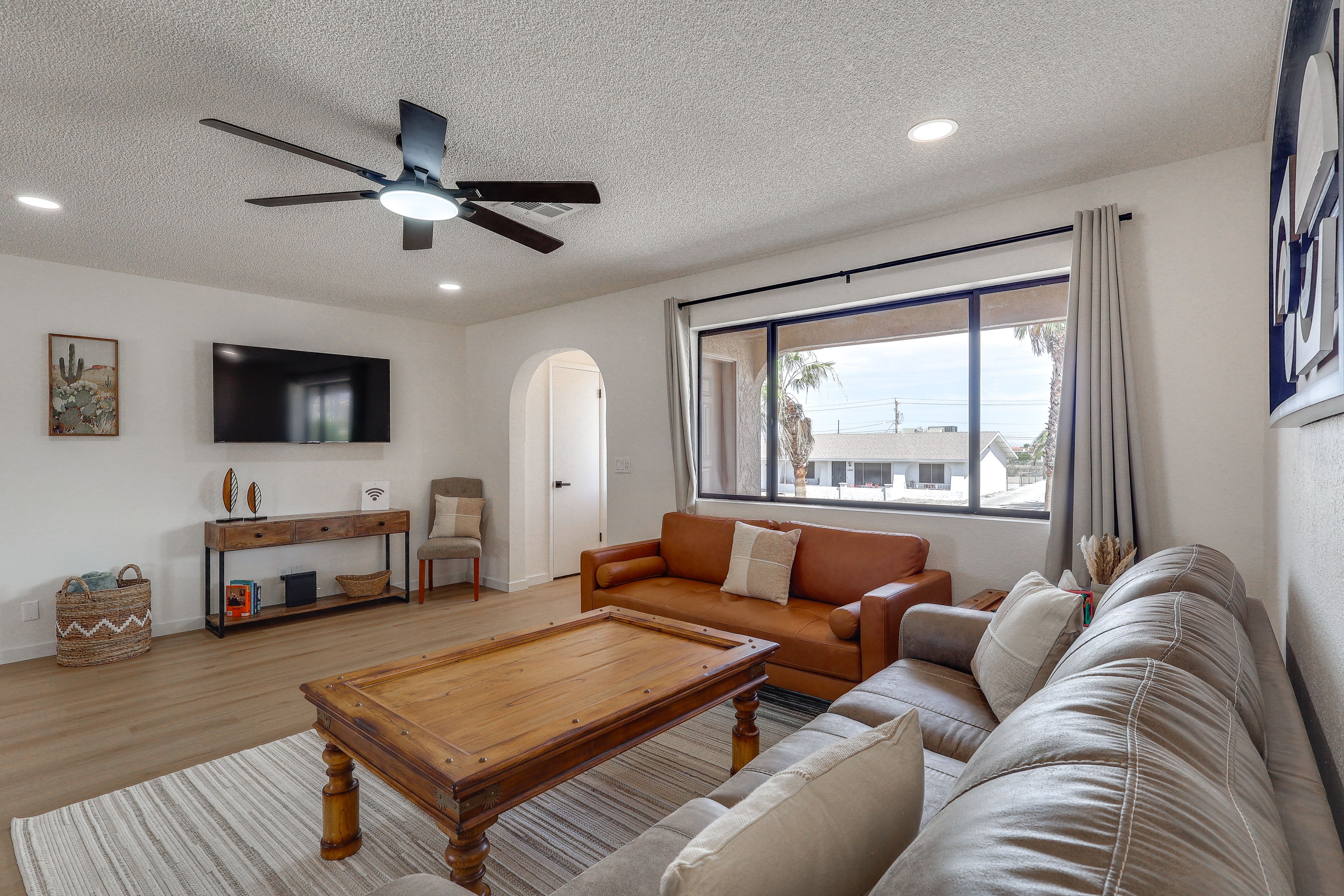 Living Room | Queen Sleeper Sofa