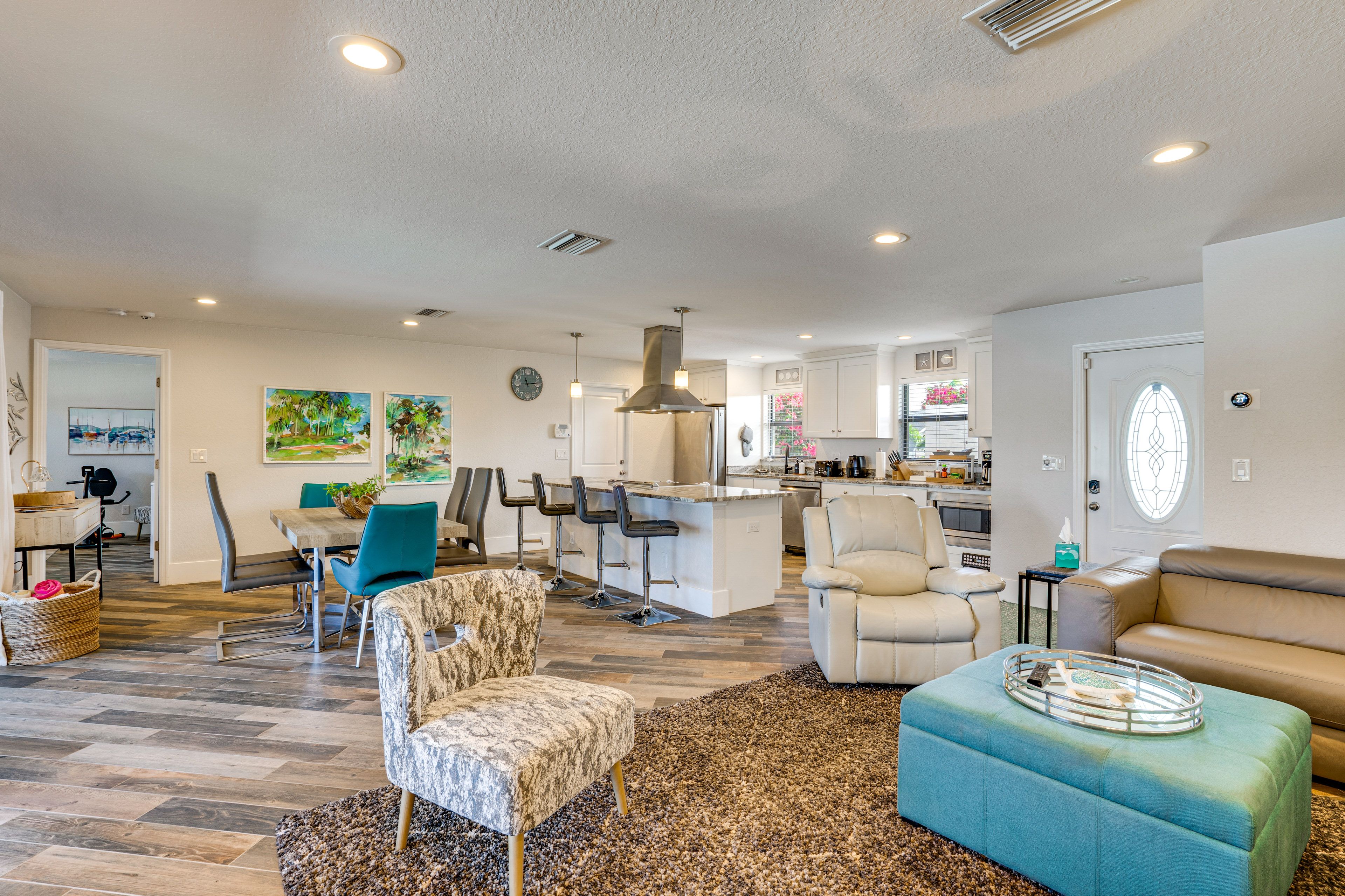 Open-Concept Living Space | Dining Area | Kitchen