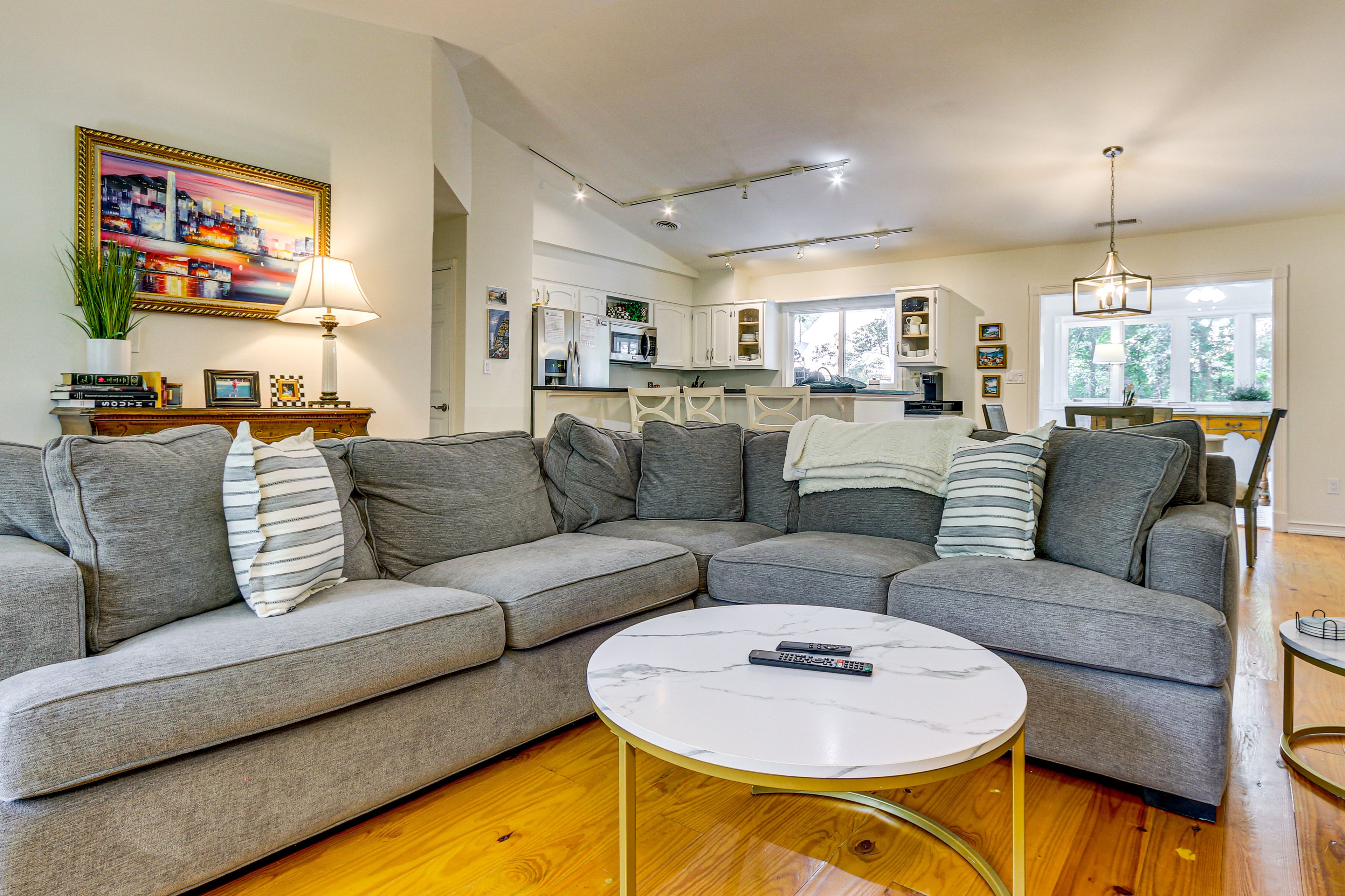 Living Room | Open Floor Plan