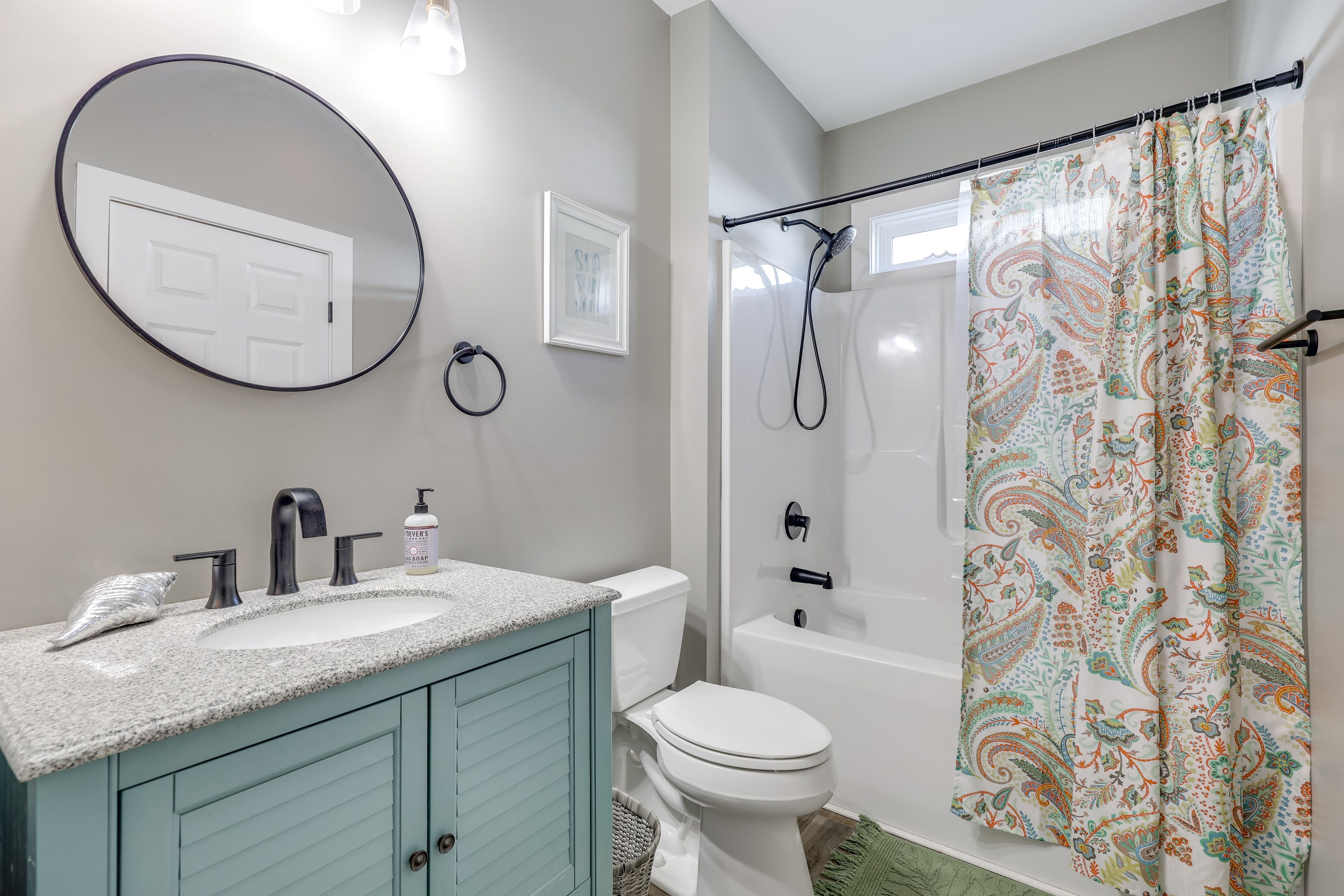 Full Bath | Main Level