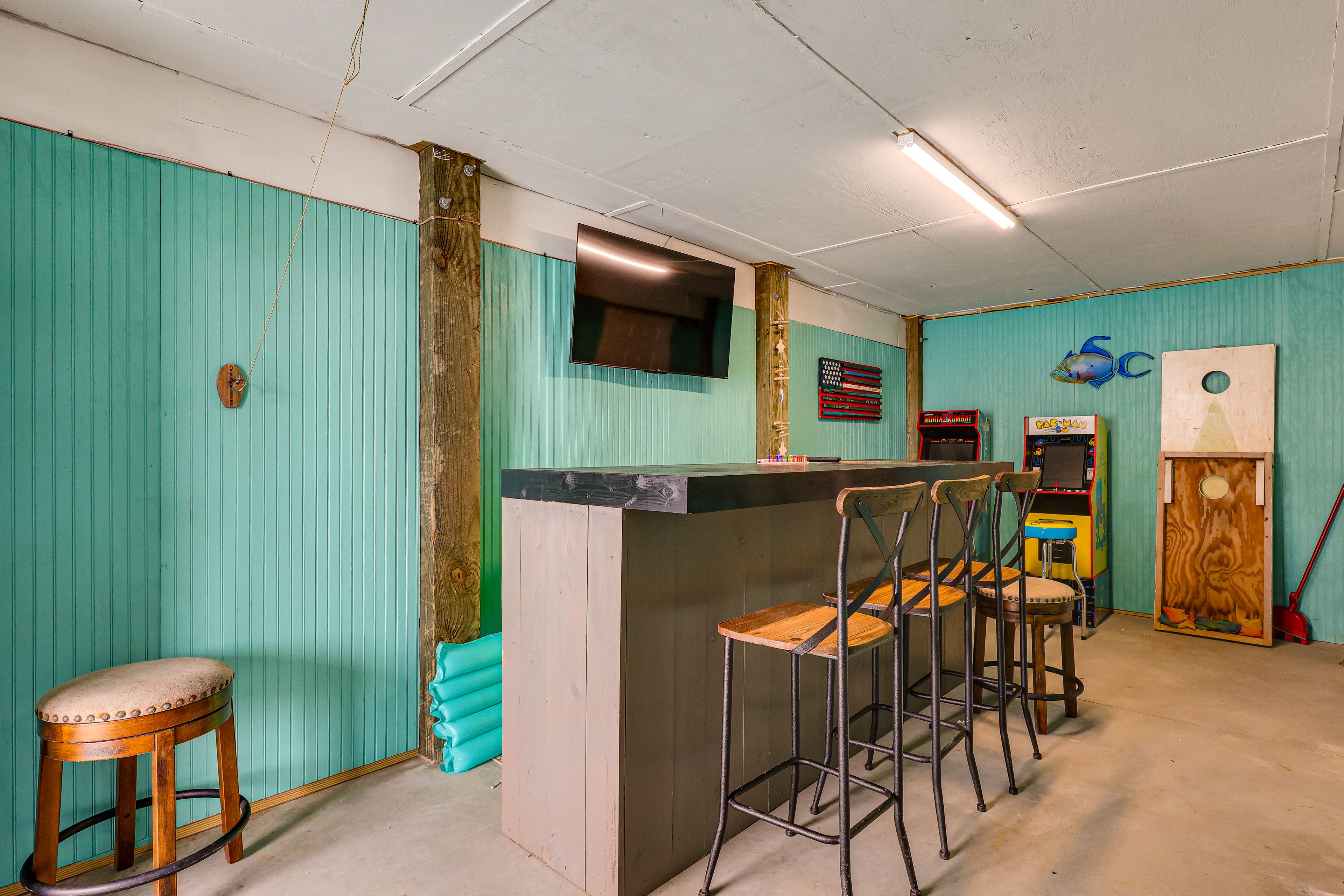 Game Room | Bar | Arcade Games