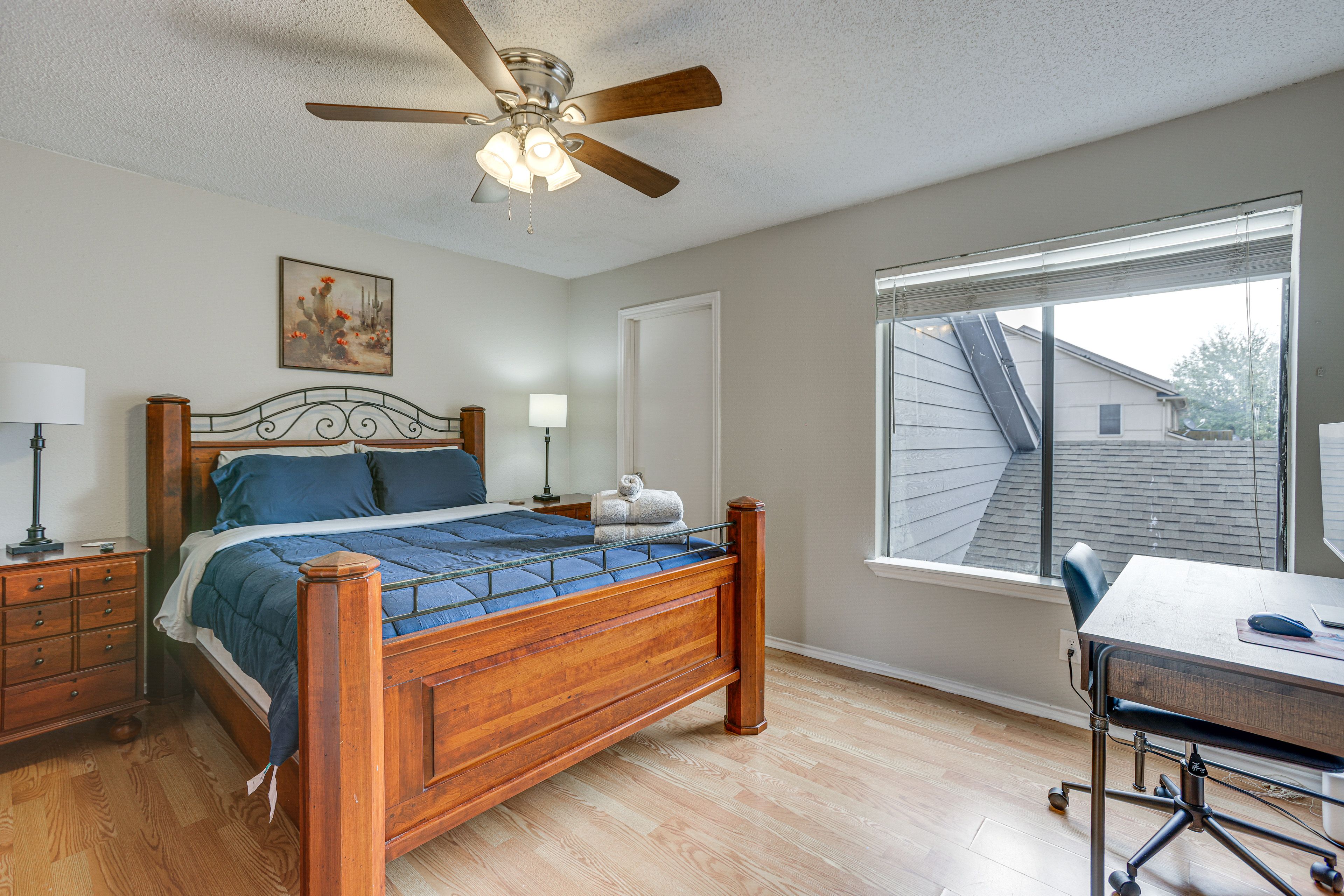 Bedroom 1 | Queen Bed | 2nd Floor