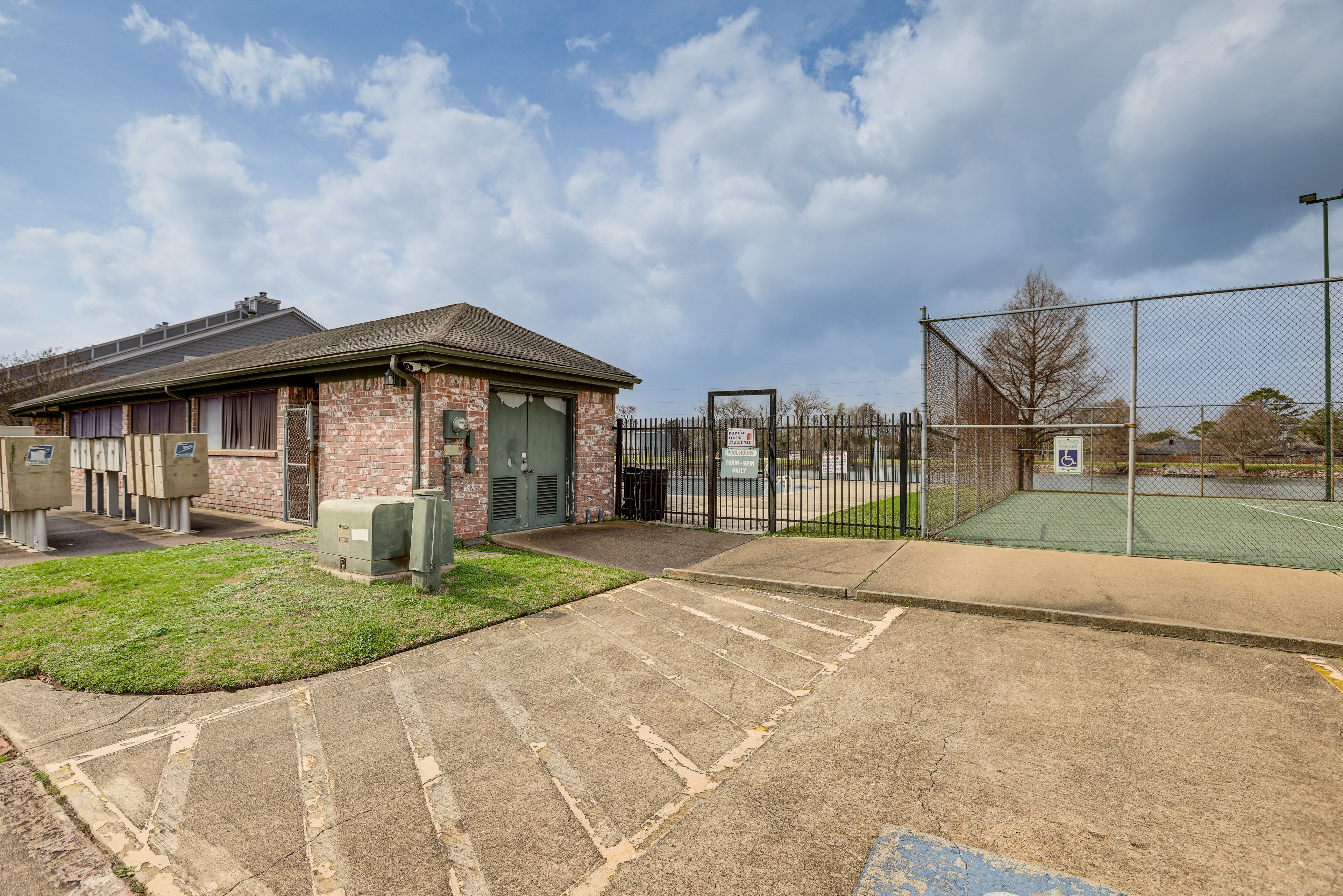 Park Lake | Community Amenities