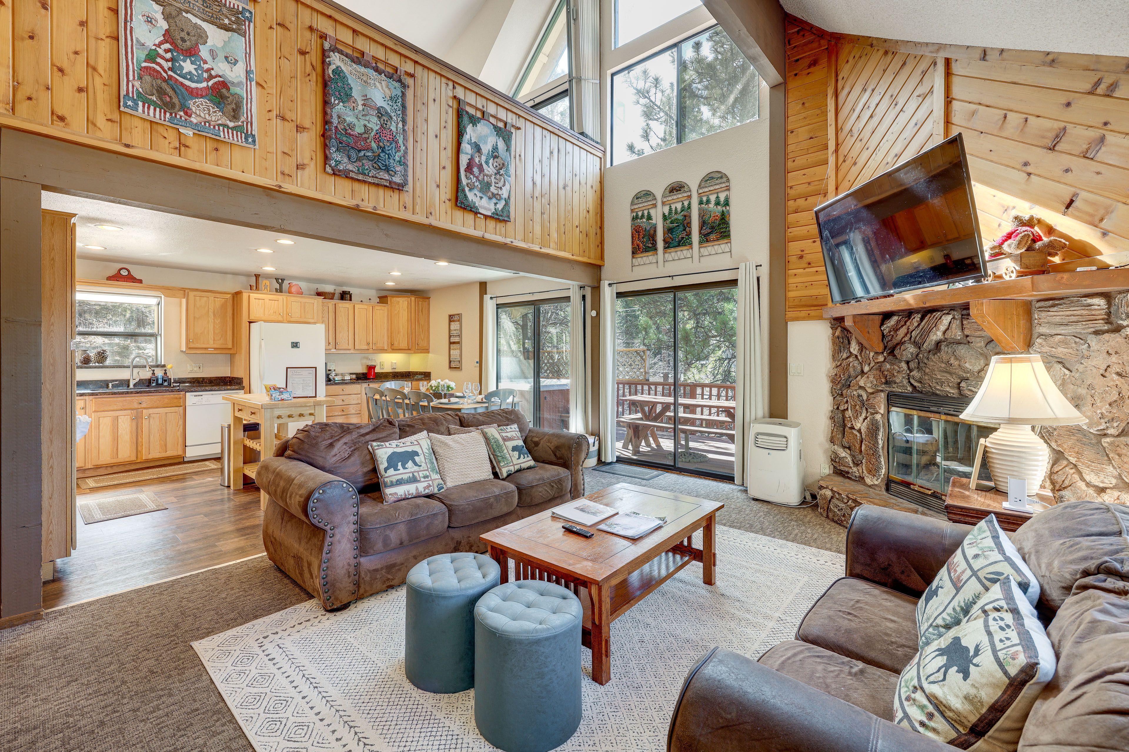 Big Bear Lake Vacation Rental | 3BR | 2BA | 1,596 Sq Ft | Stairs to Access