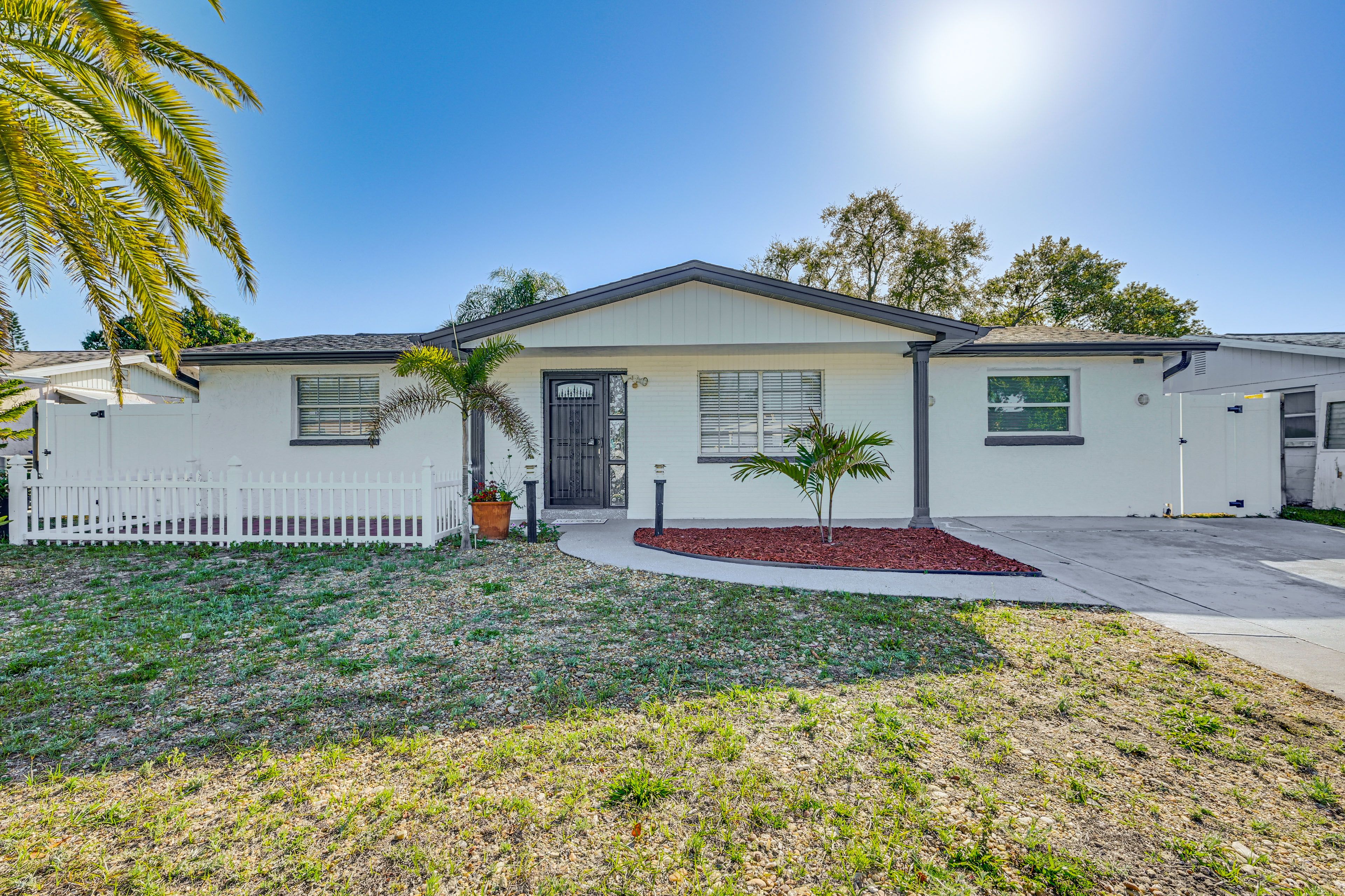 Front Exterior | Single-Story Studio