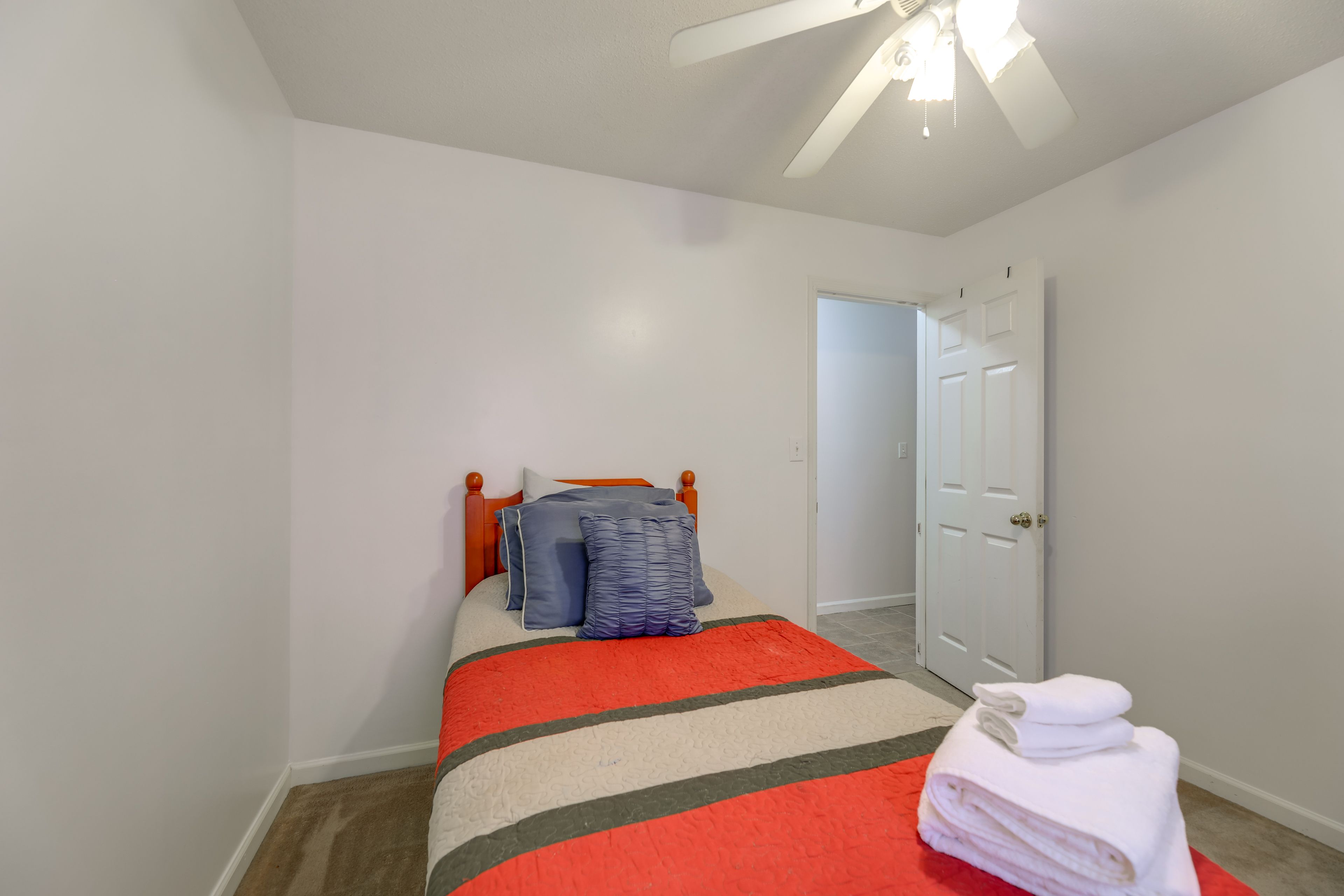 Bedroom 4 | Twin Bed