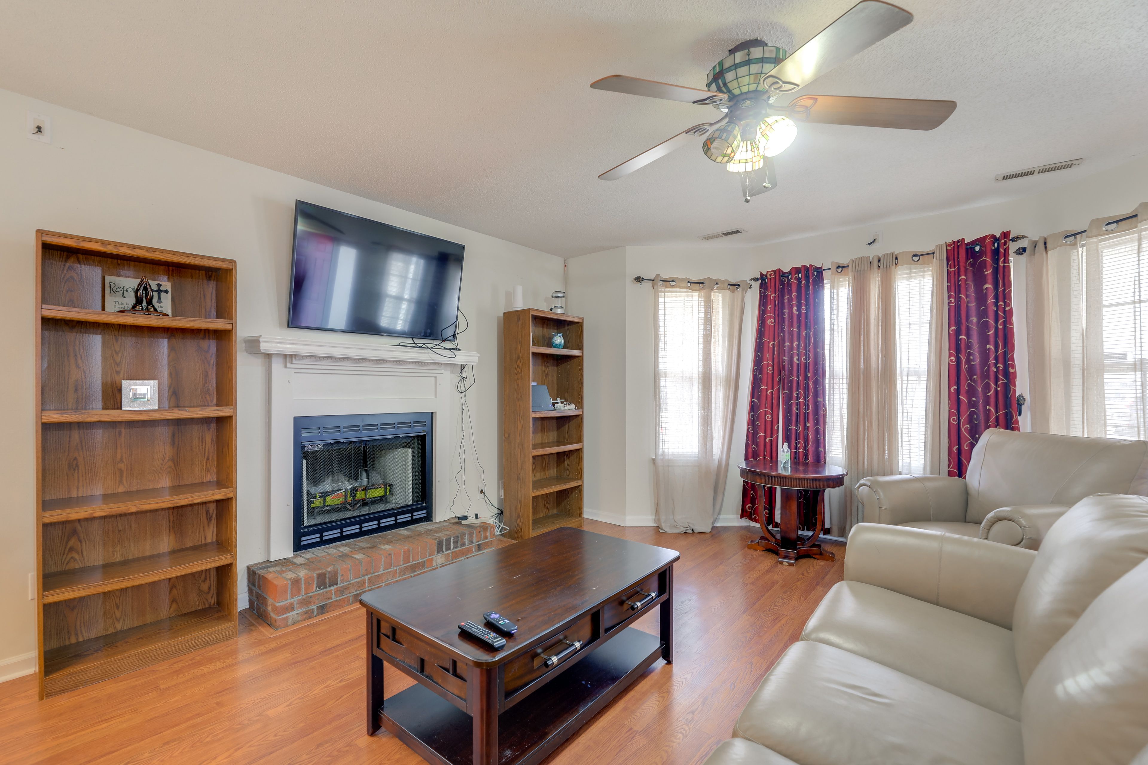 New Bern Vacation Rental | 4BR | 2BA | 2 Steps Required | 1,408 Sq Ft