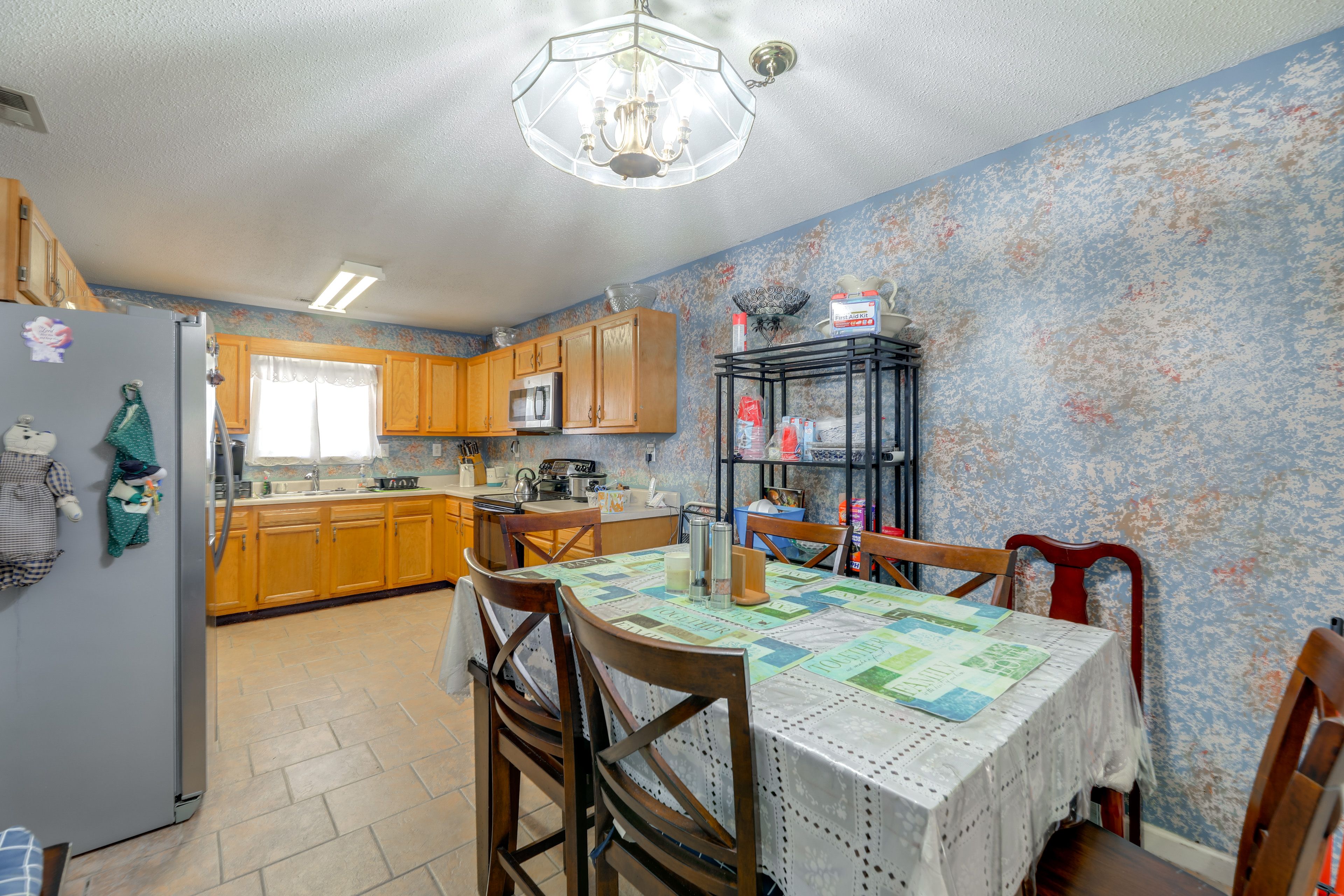 Dining Area | Kitchen | Cooking Basics