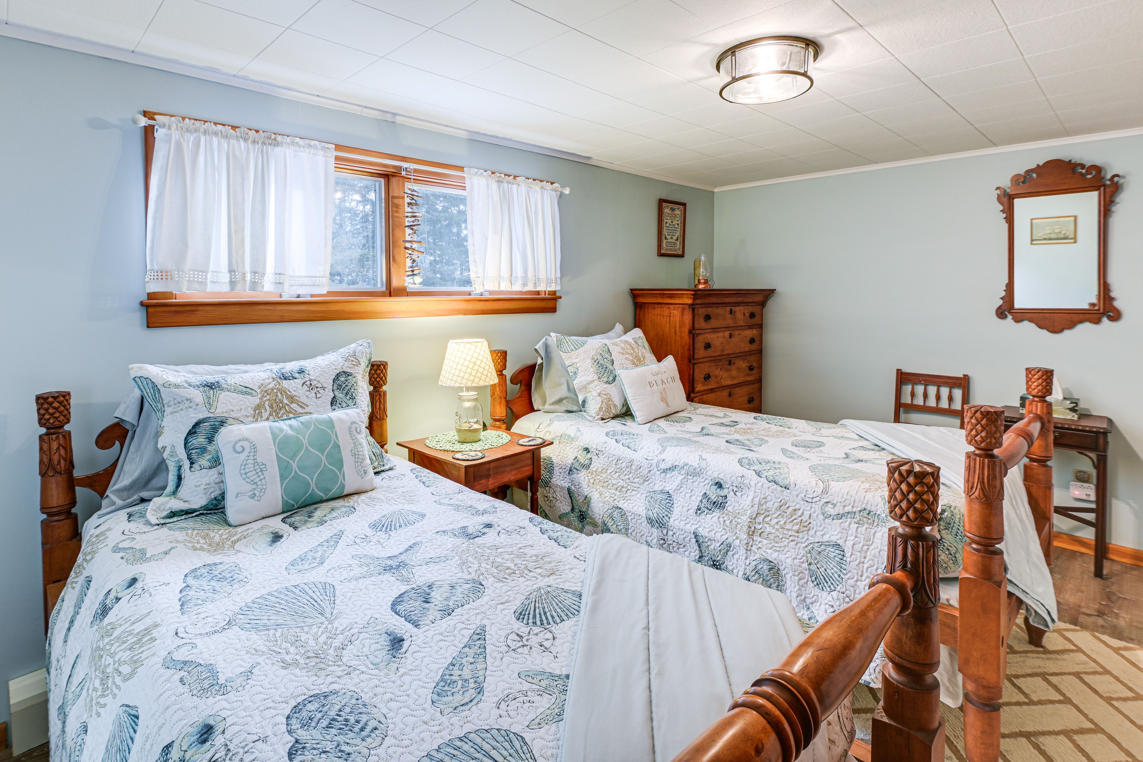 Bedroom 2 | 2 Twin Beds