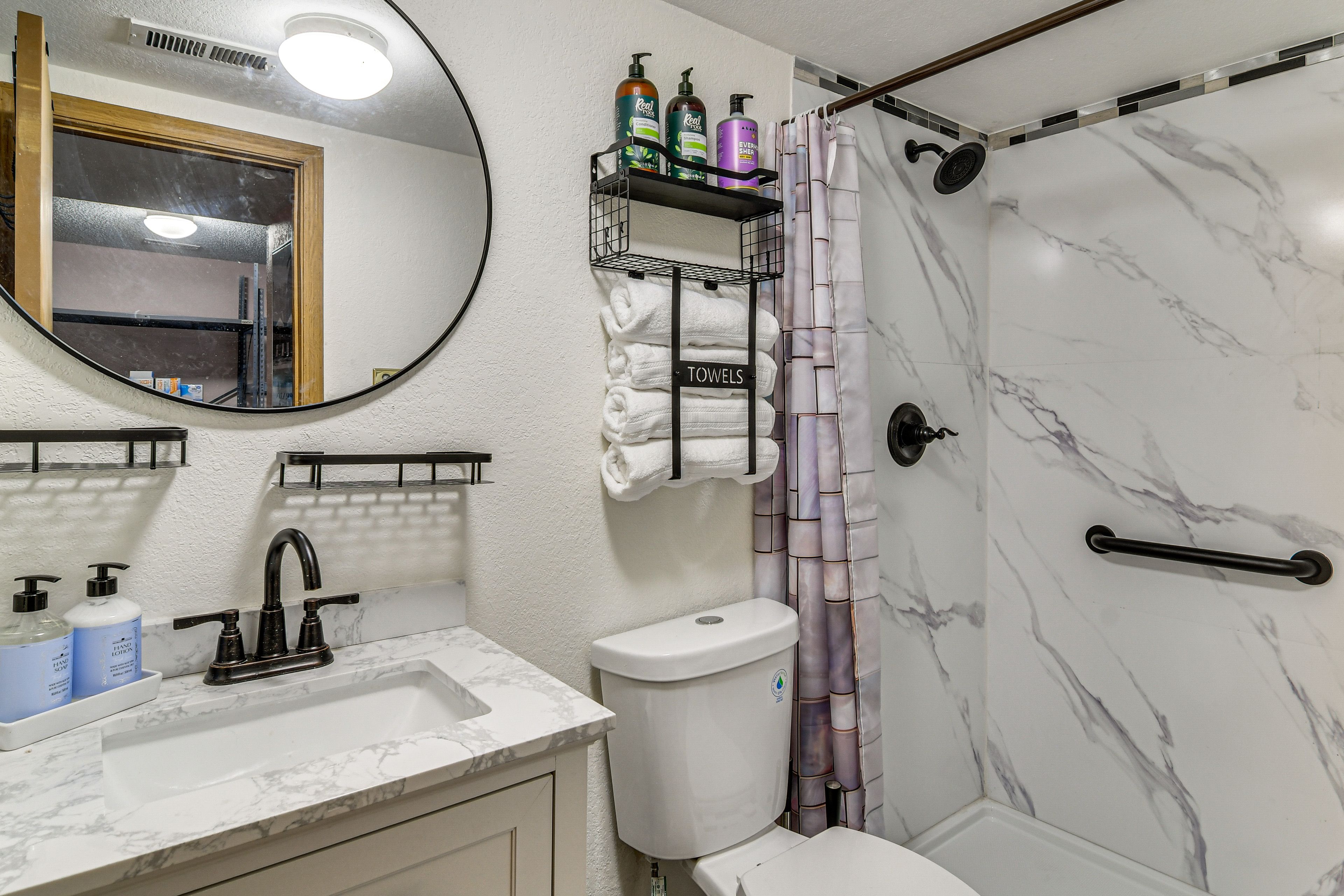 Full Bathroom | Basement