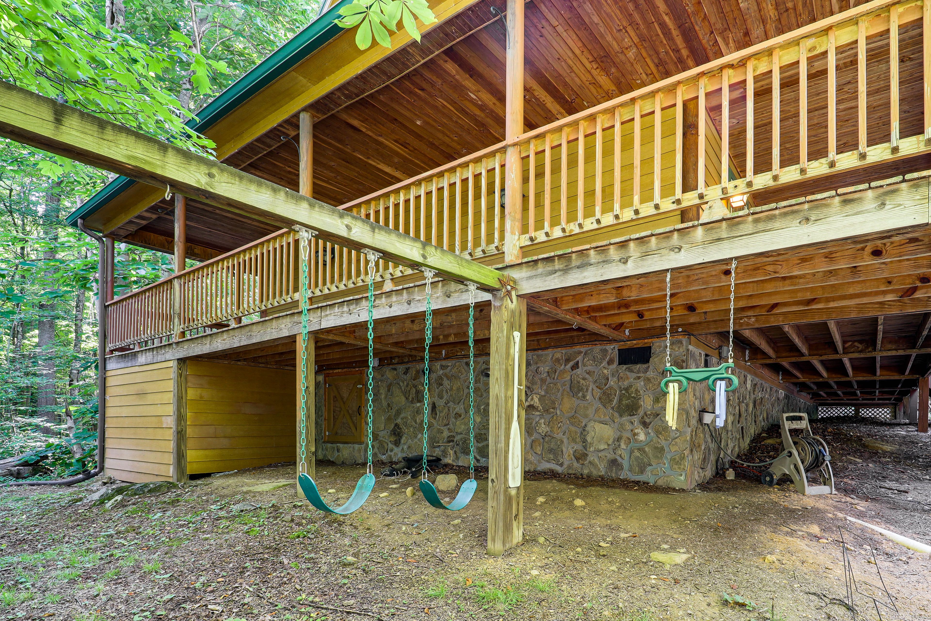 Exterior | Swings