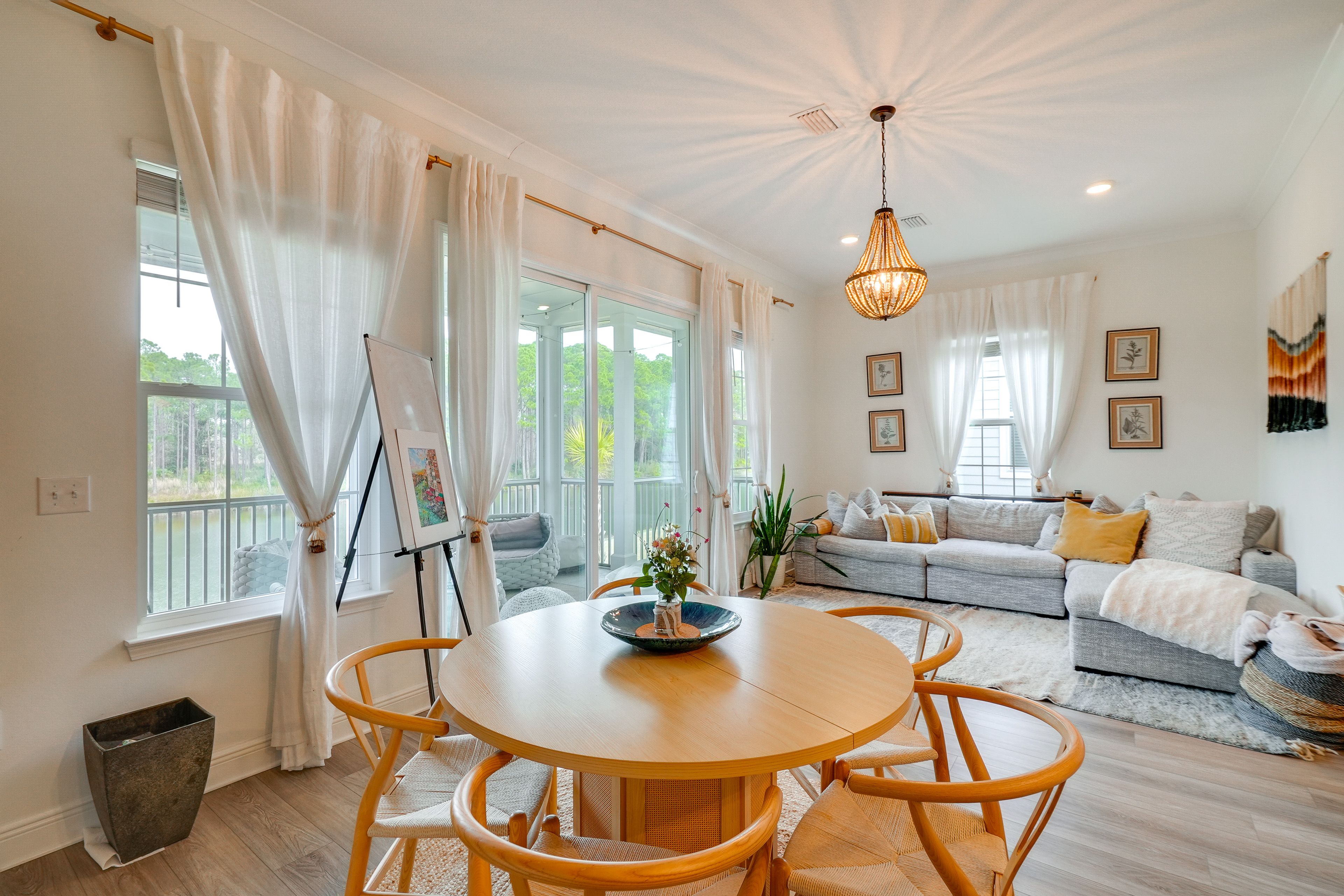 Living Room | Scenic Lake Views