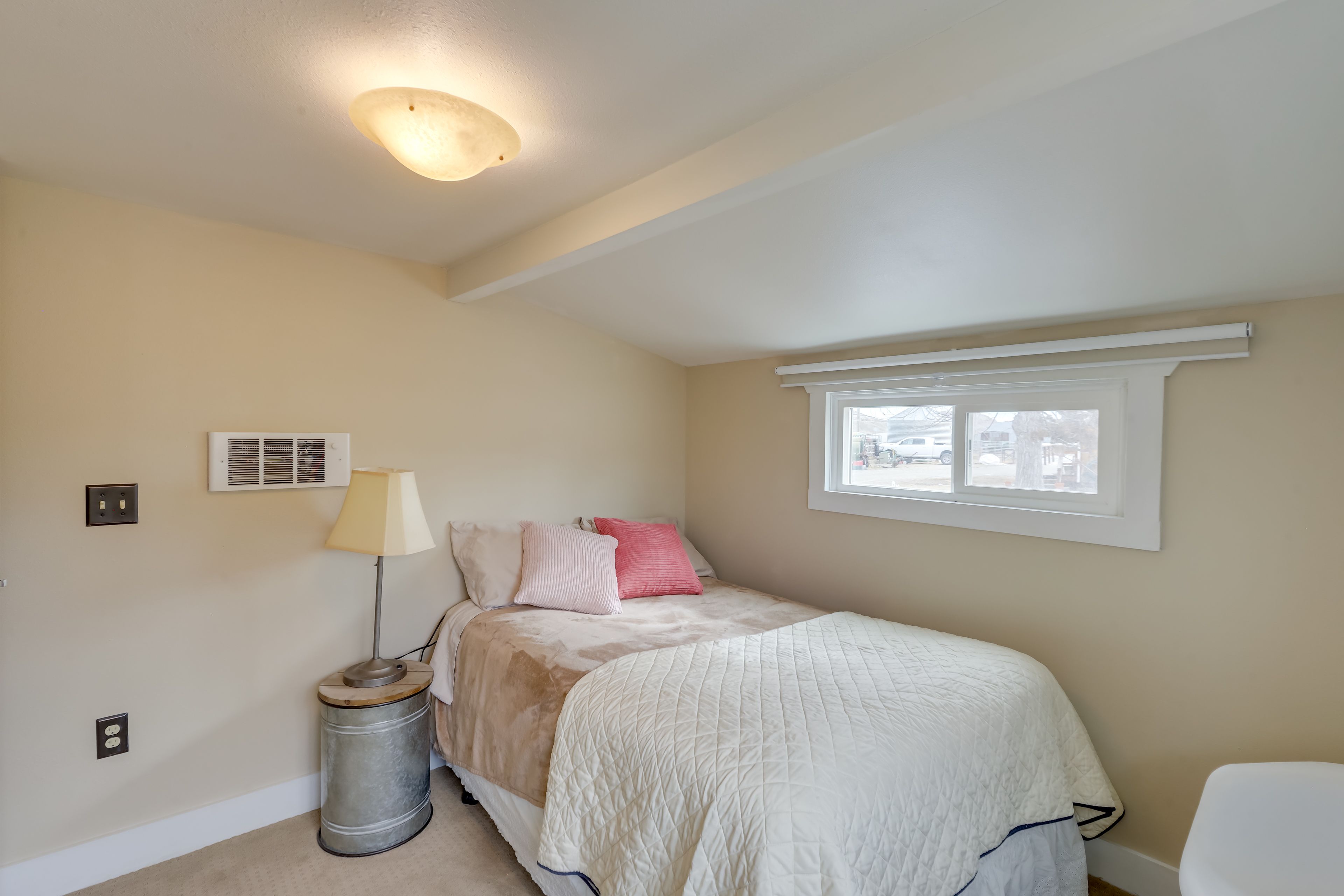 Bedroom 3 | Queen Bed