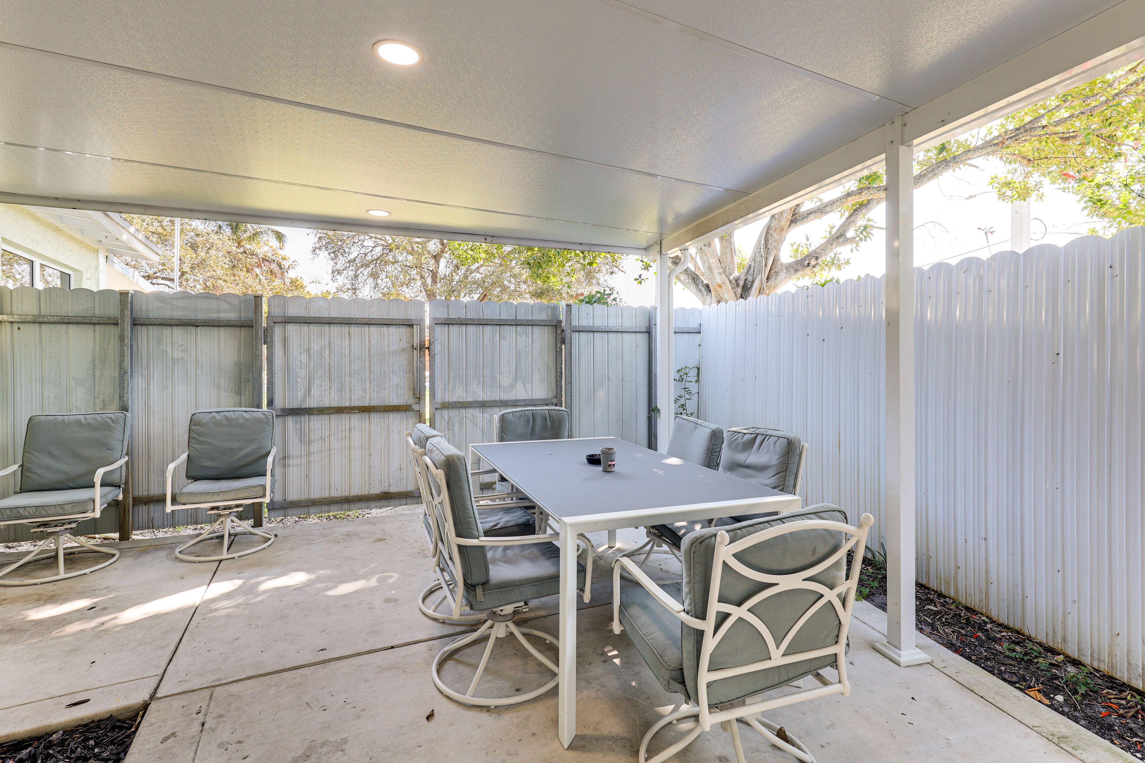 Rear Patio | 4 Mi to Beaches