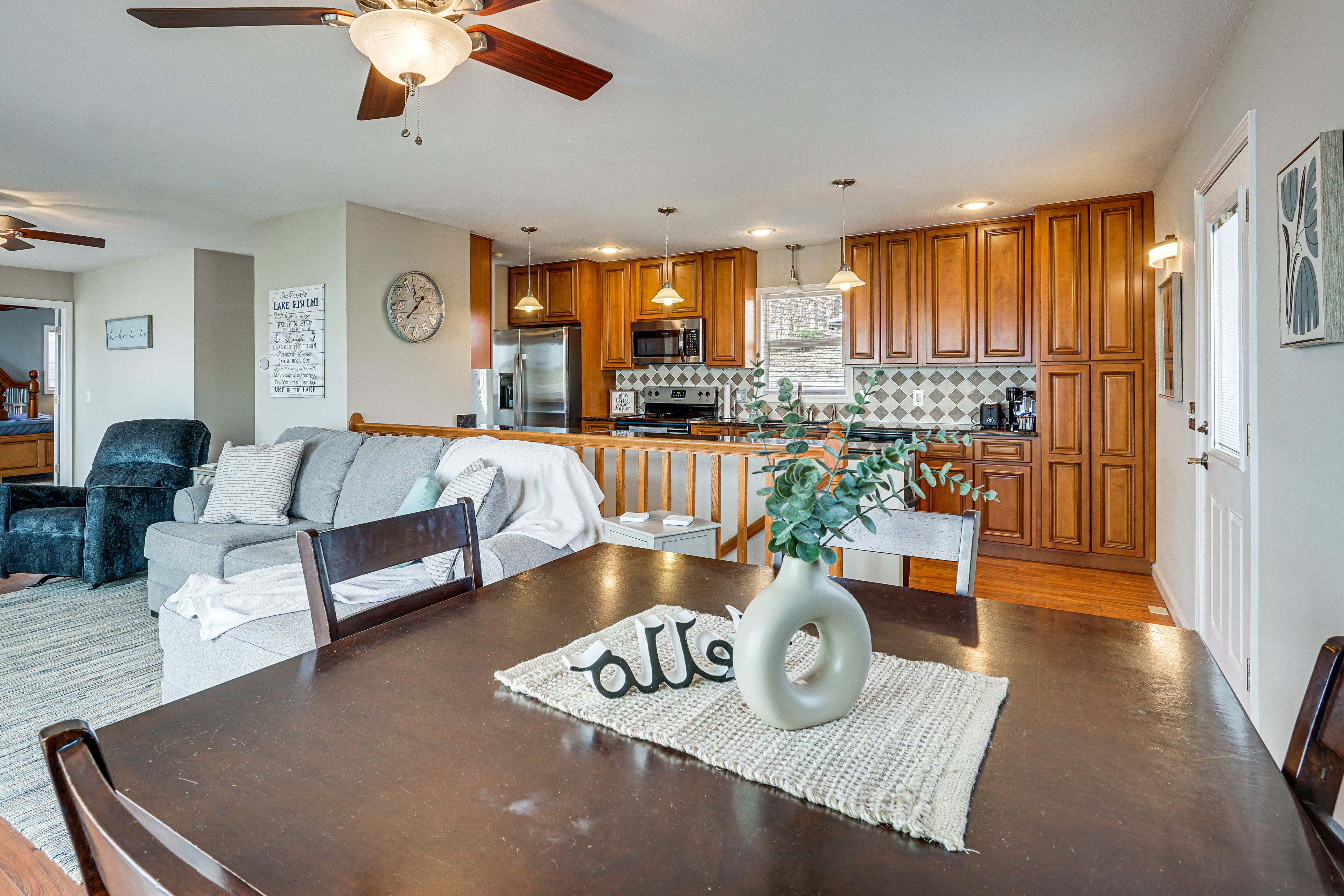 Dining Area | Main Level