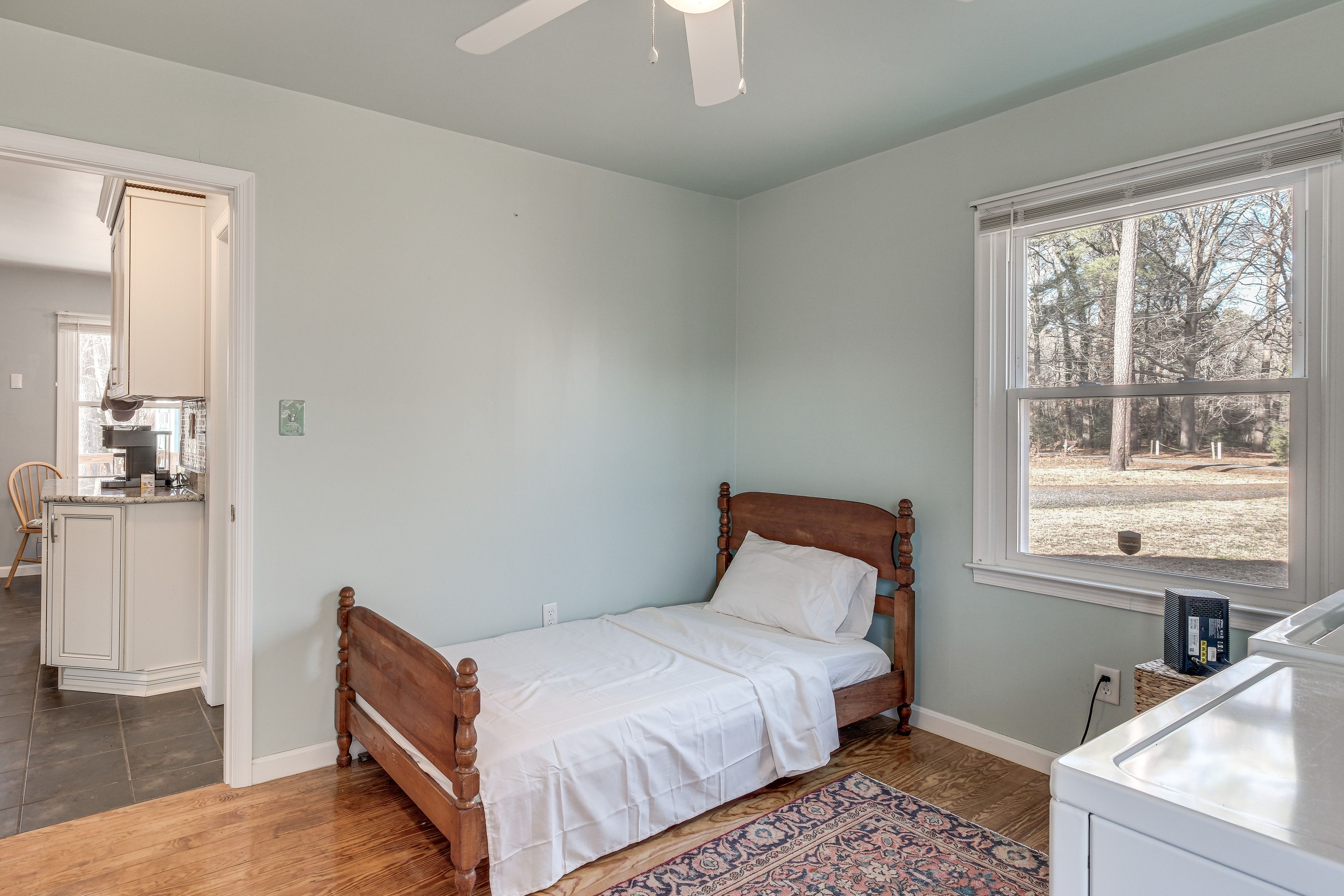 Bedroom 3 | Twin Bed | Washer & Dryer | 1st Floor