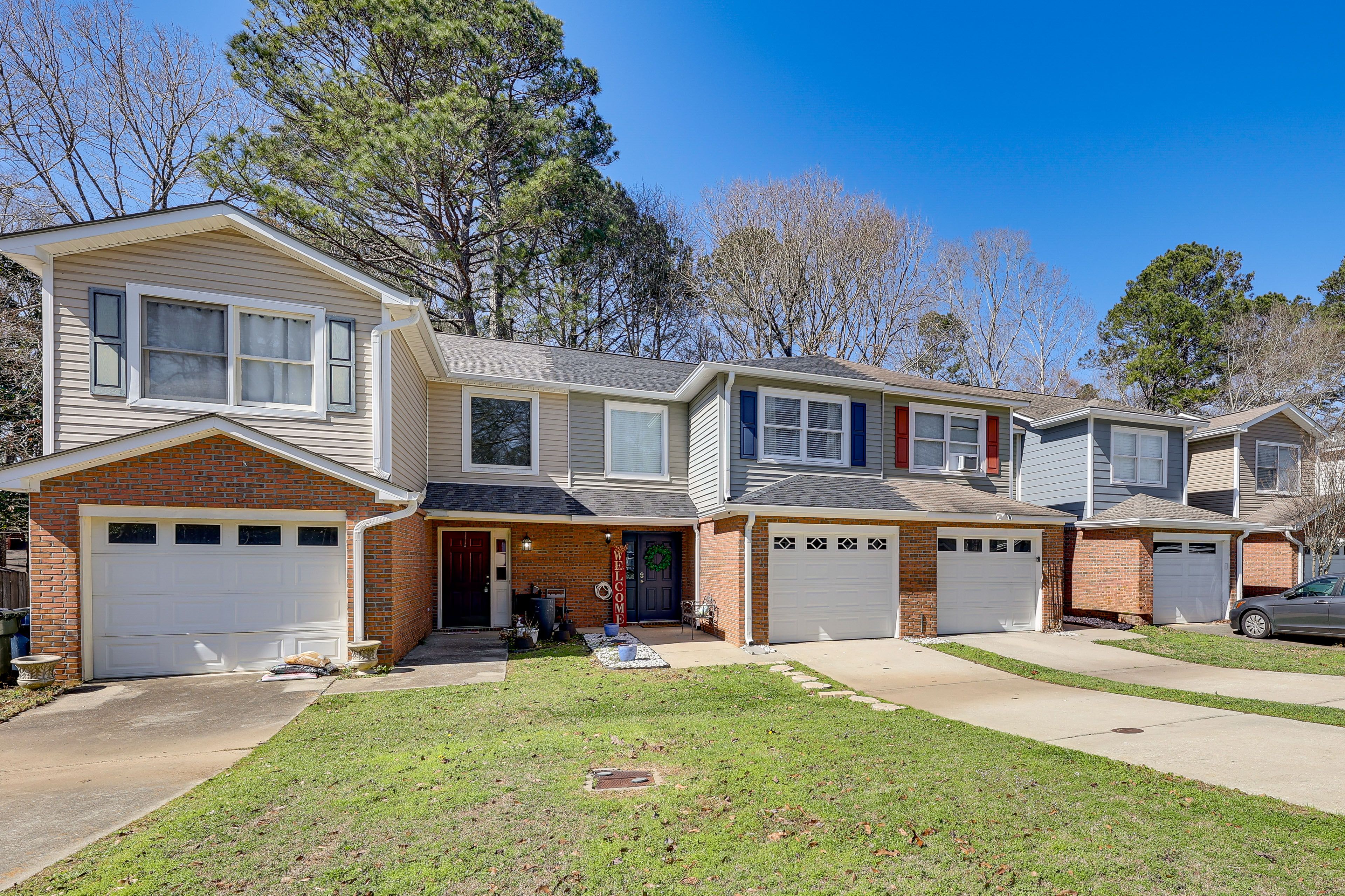Parking | Driveway (2 Vehicles)