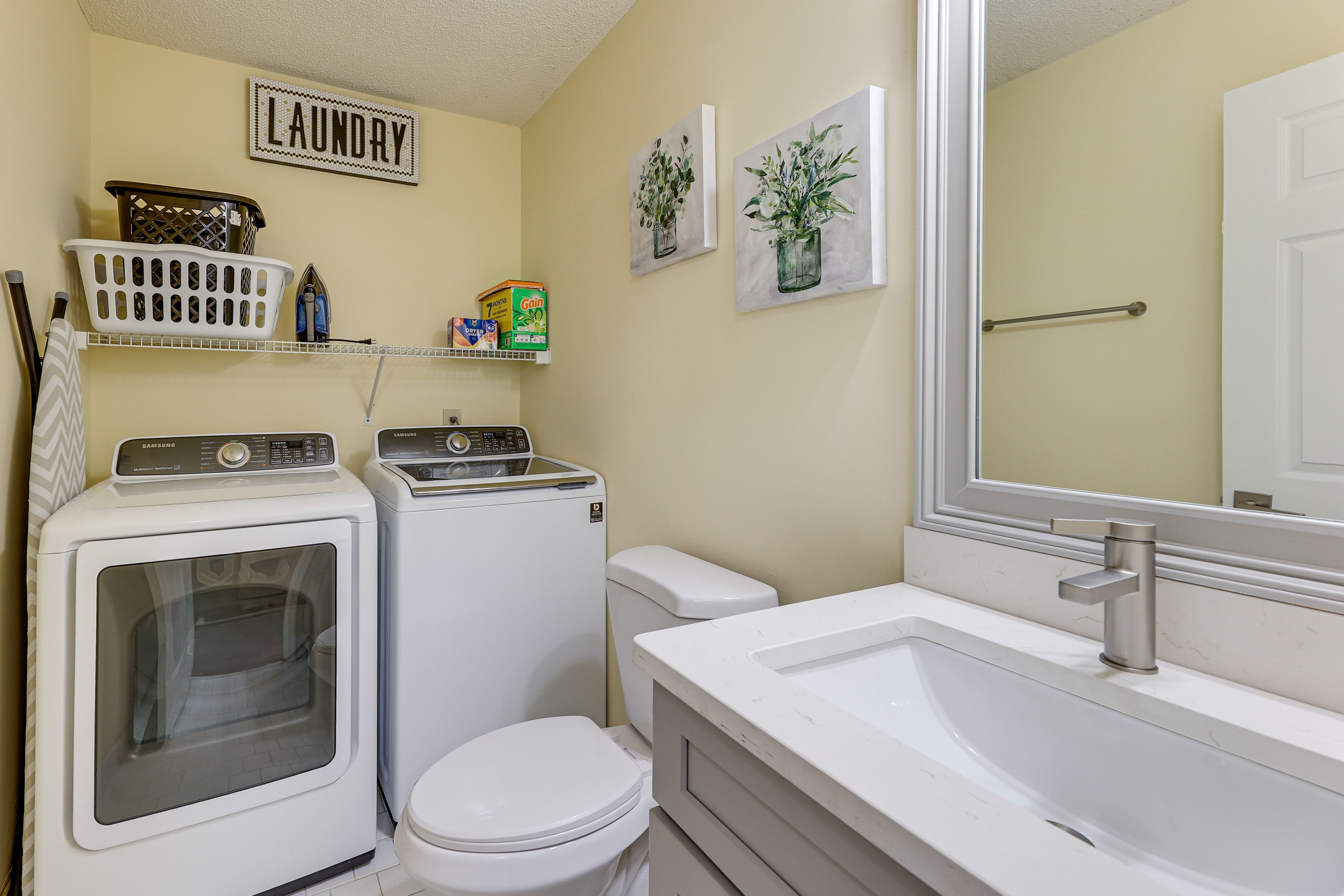 Half Bathroom | Washer/Dryer | 1st Floor