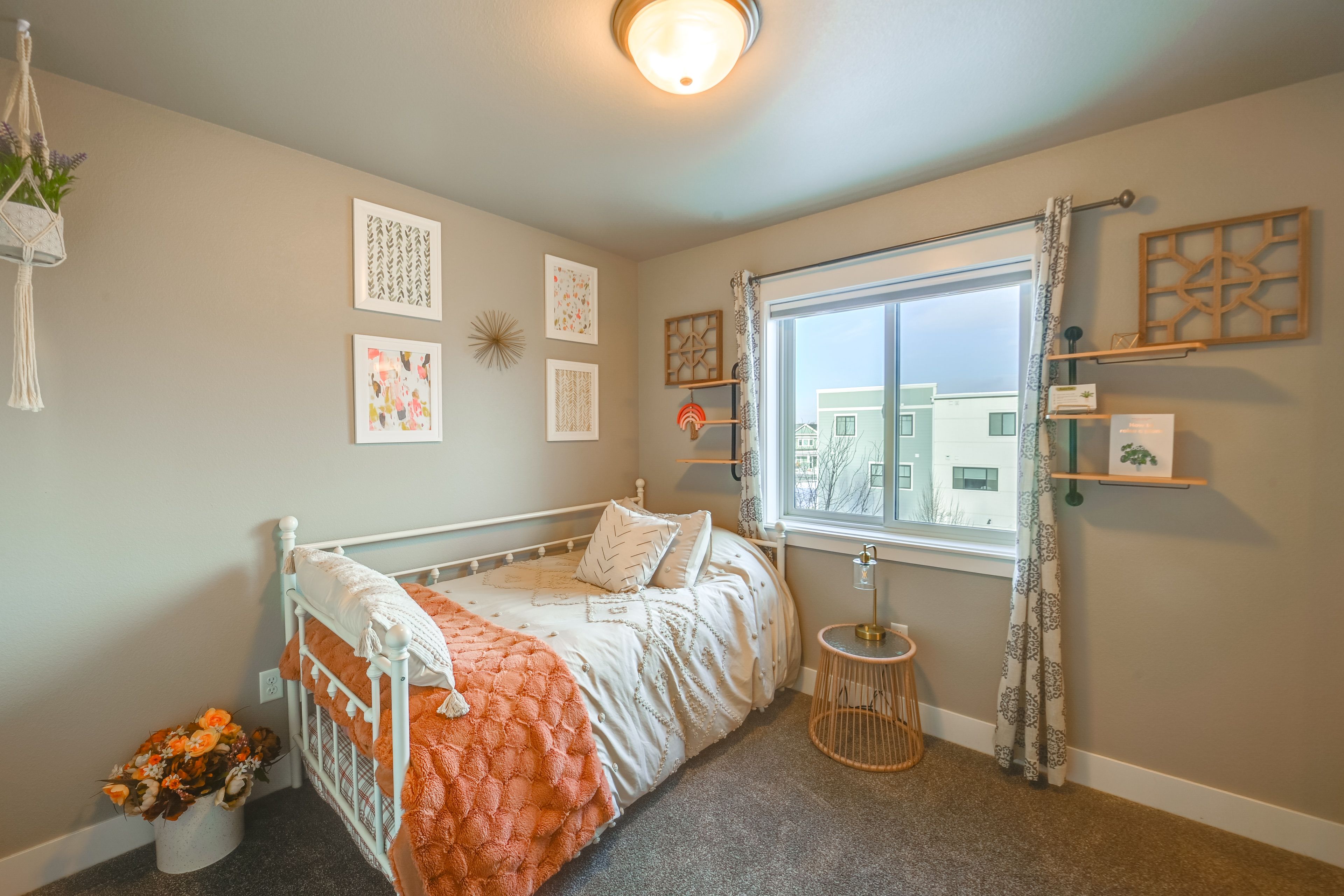 Bedroom 2 | Twin Daybed w/ Twin Trundle | 2nd Floor