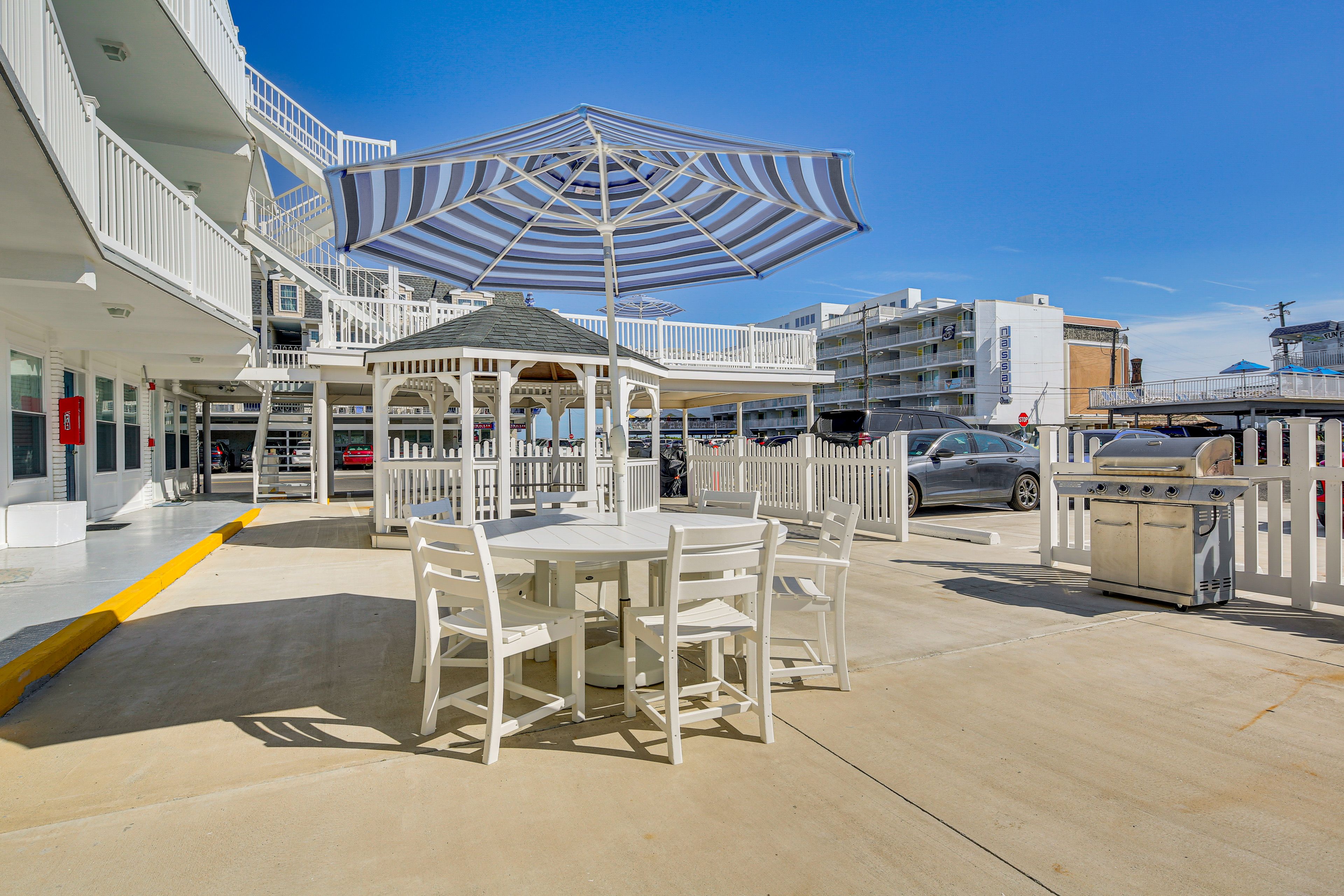 Cape Cod Inn Community Amenities