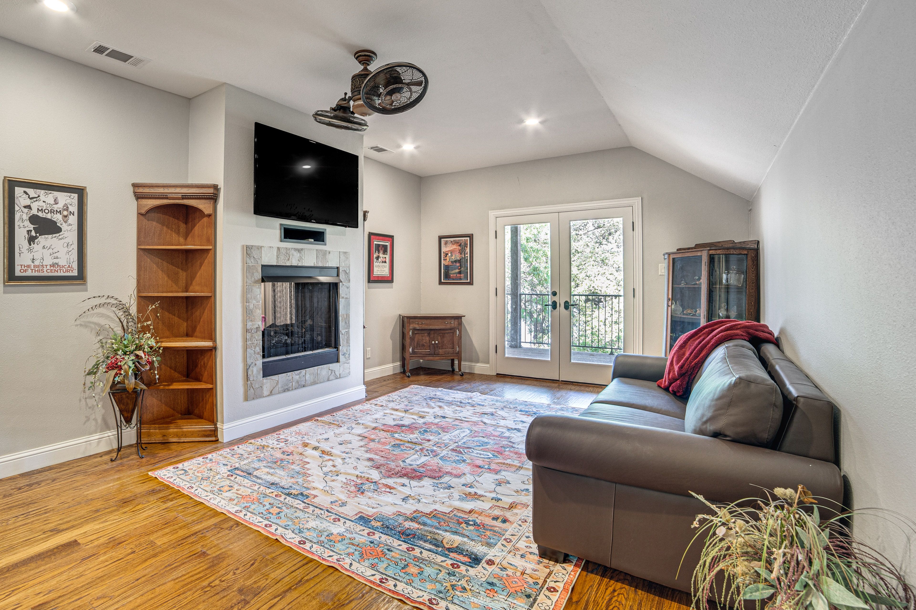 Loft | Queen Sleeper Sofa | 2nd Floor