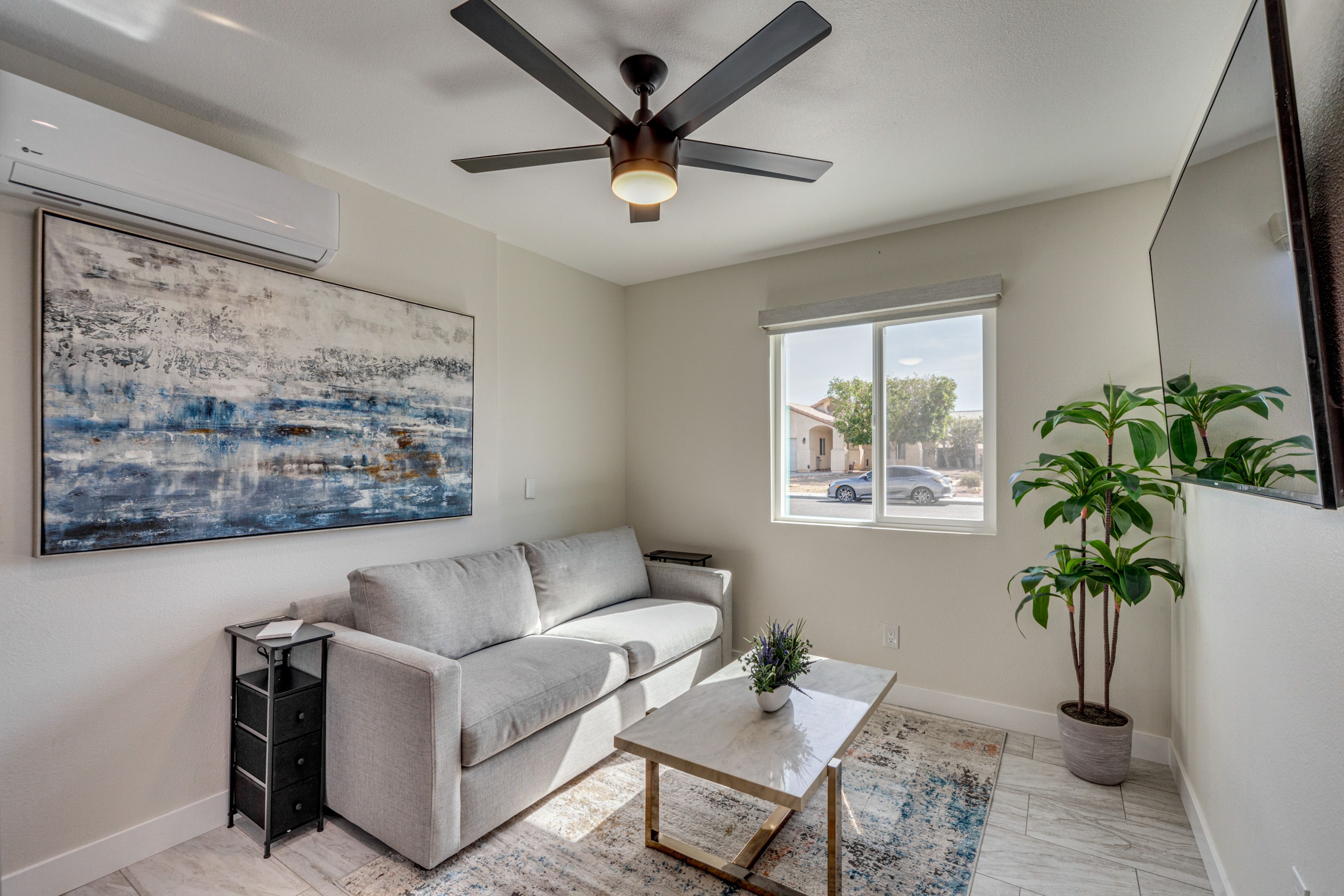 Living Room | Queen Sleeper Sofa