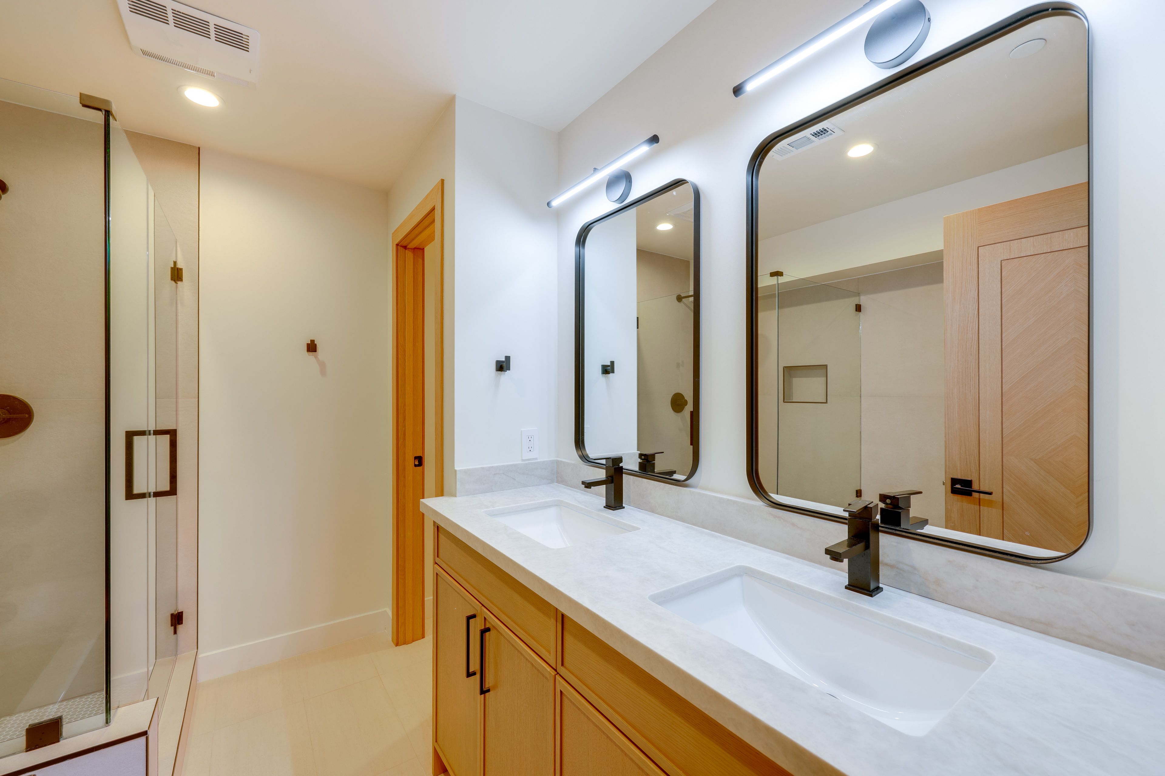 Full Bath | Lower Level