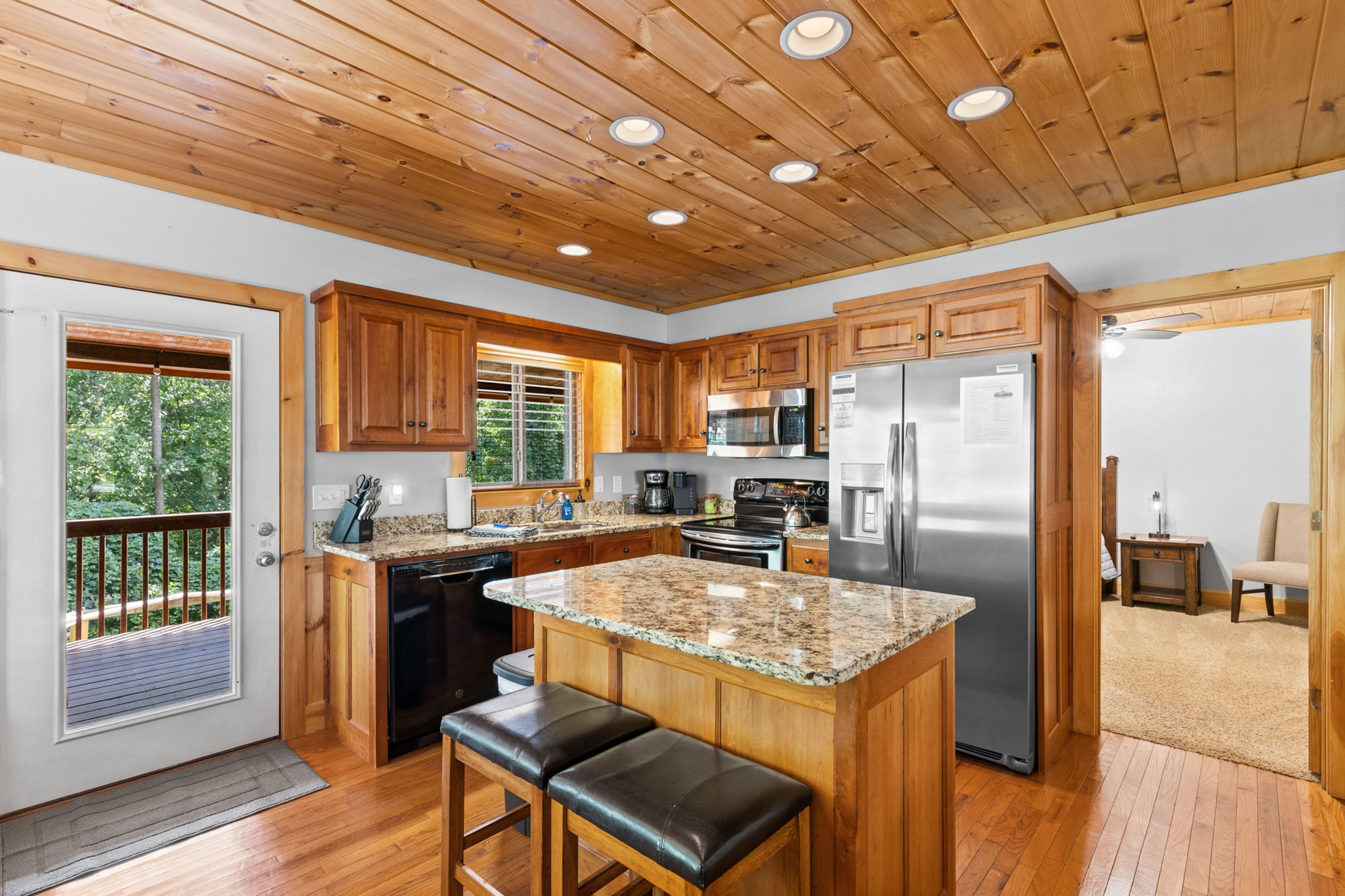 Kitchen | Main Level