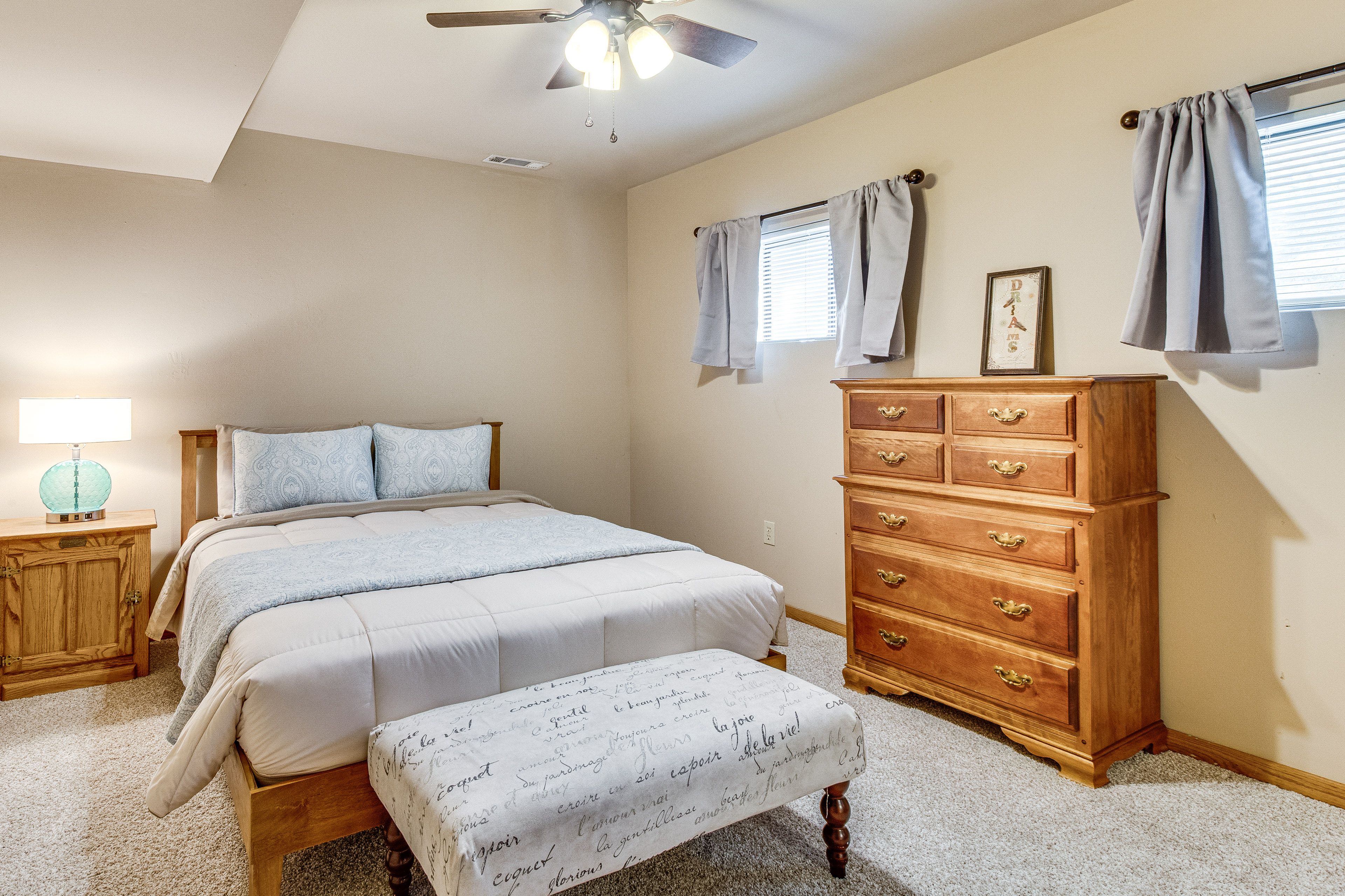 Bedroom 2 | Queen Bed | Basement Floor