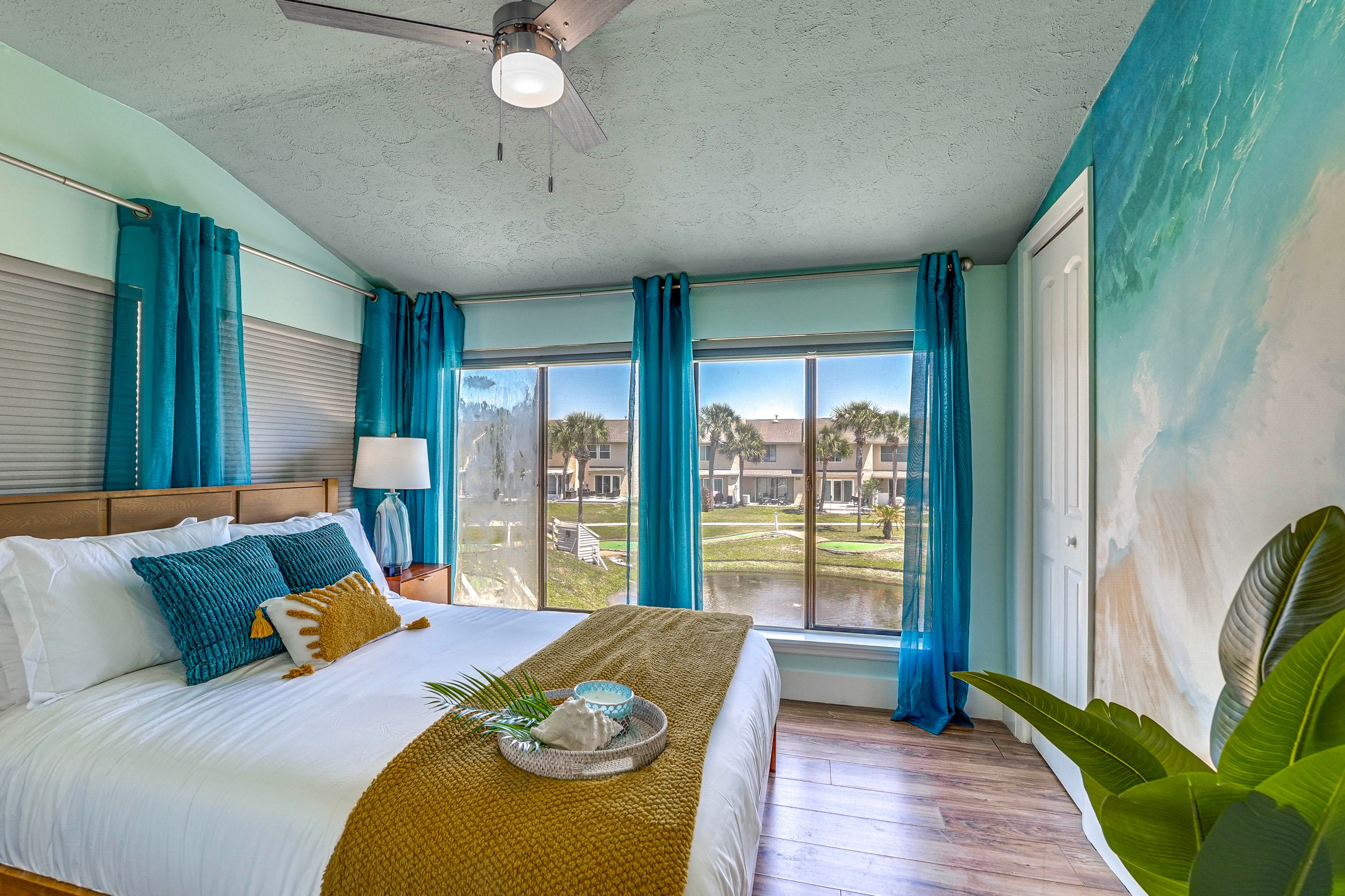 Bedroom 1 | Queen Bed | 2nd Floor