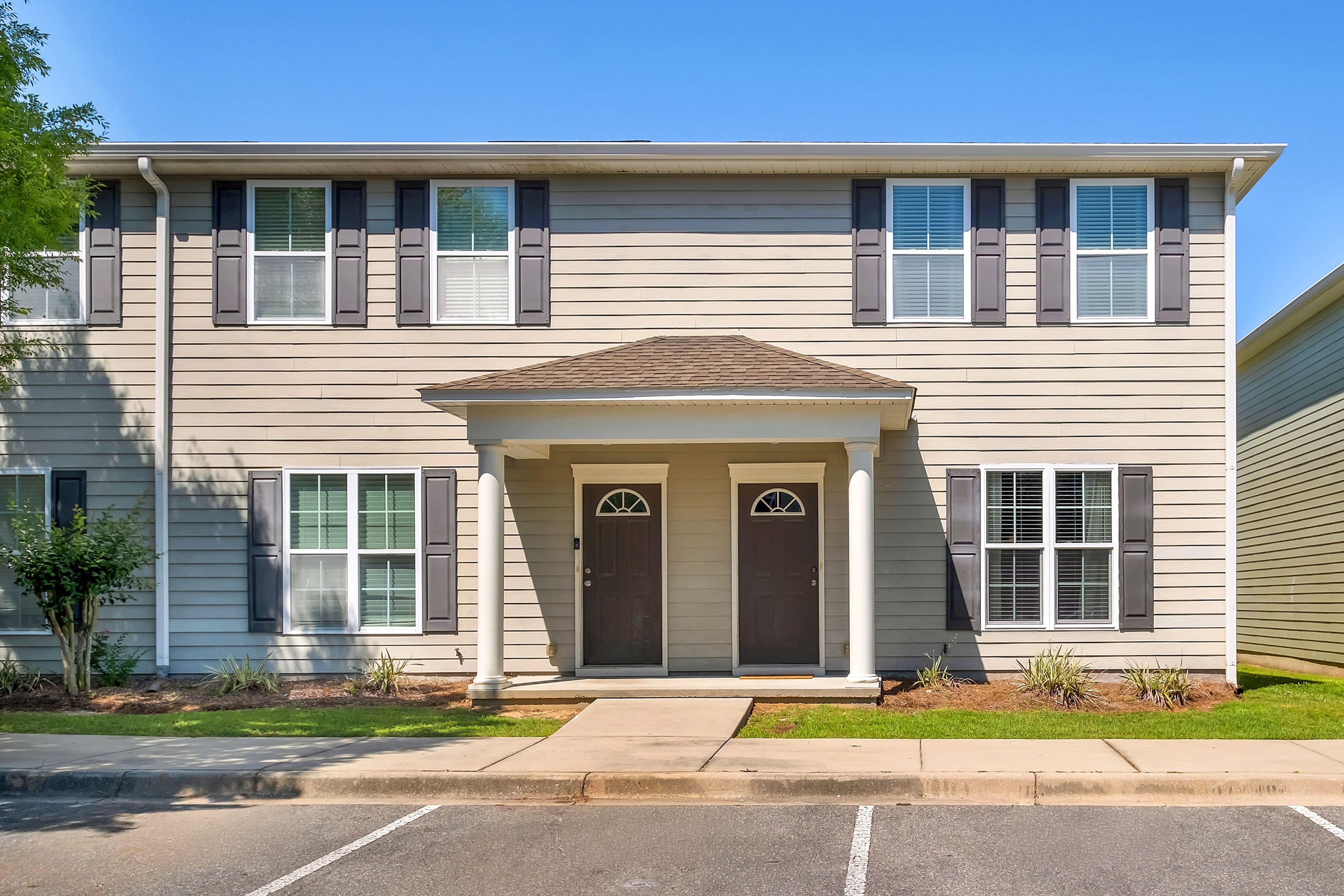 Community Parking Lot | 3 Vehicles