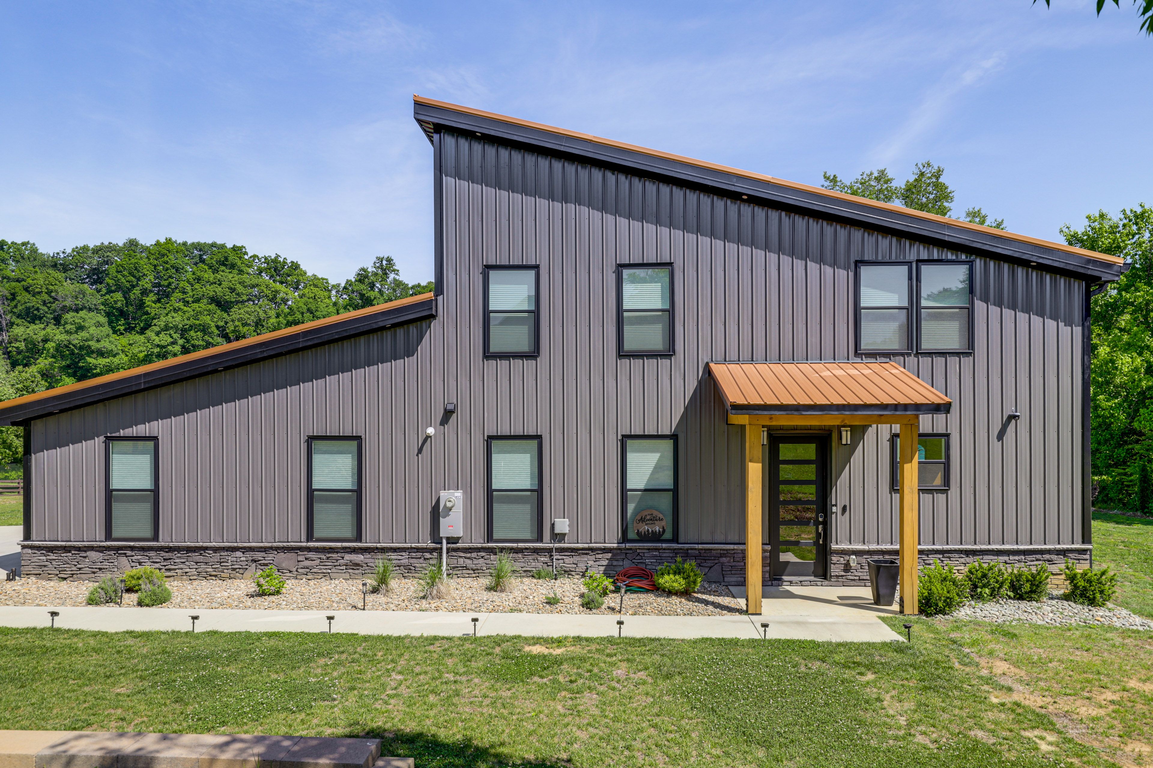 A relaxing alternative to the typical mountain cabin