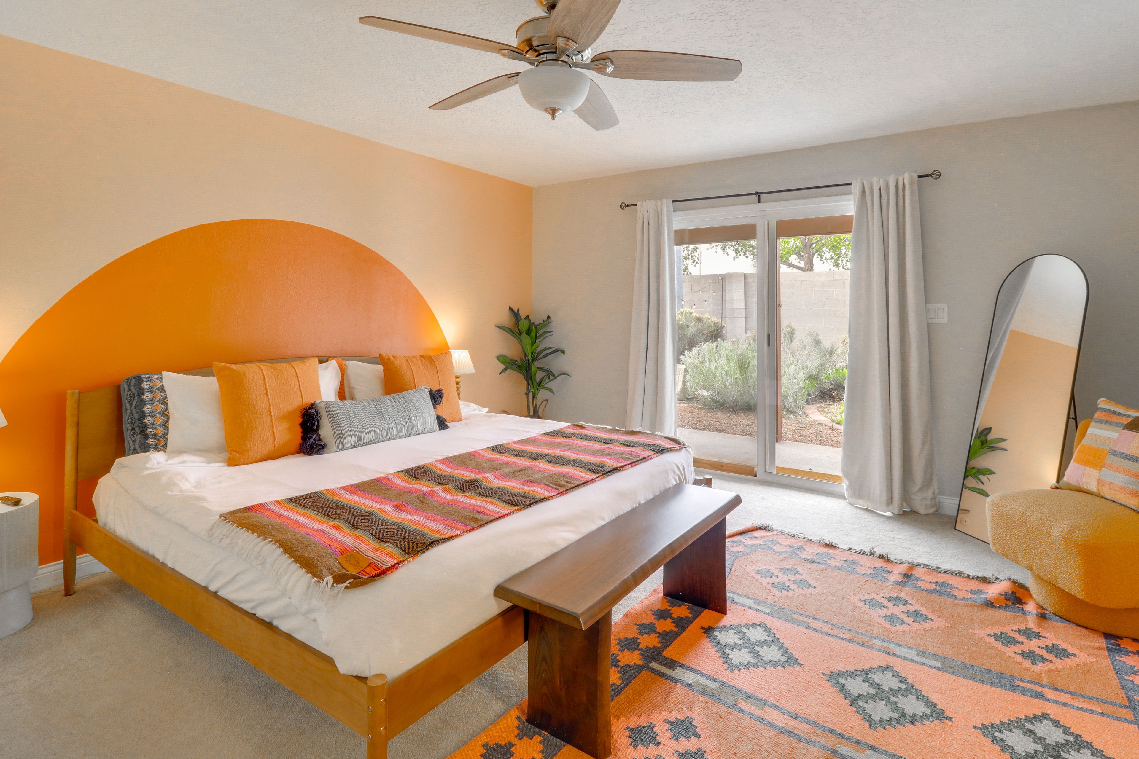 Bedroom 1 | King Bed