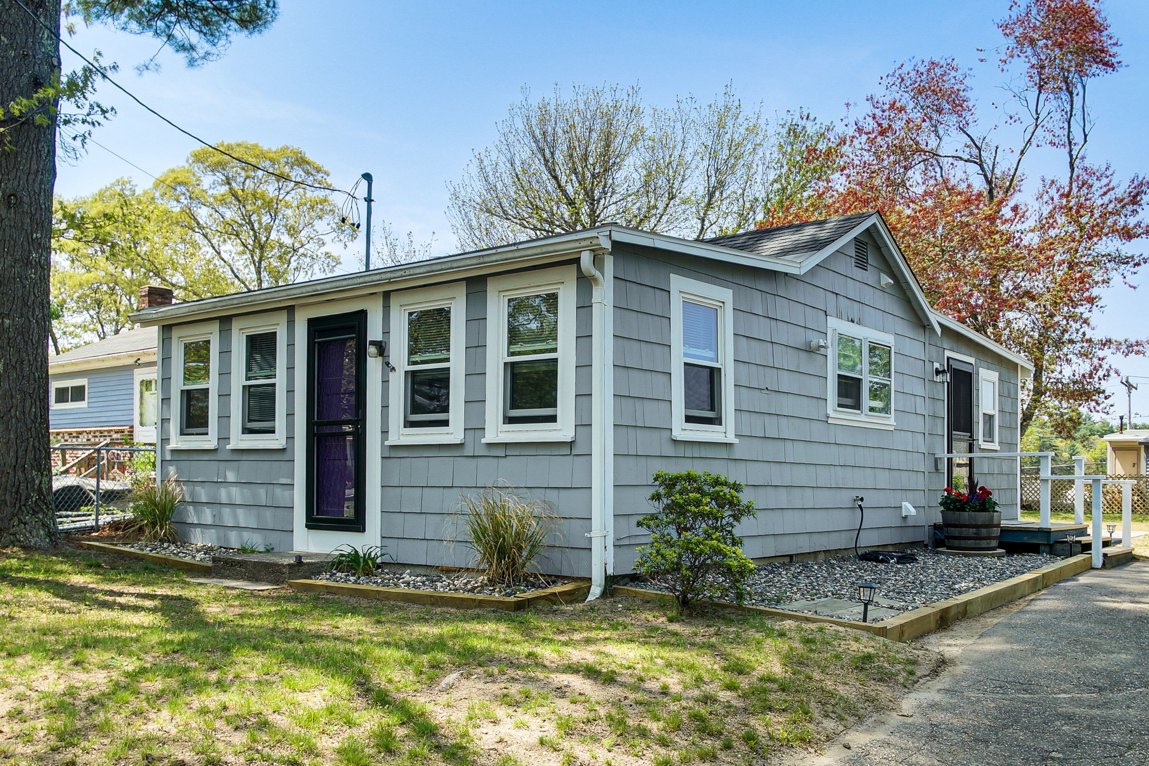 Exterior | Parking | Driveway (2 Vehicles) | No Street Parking