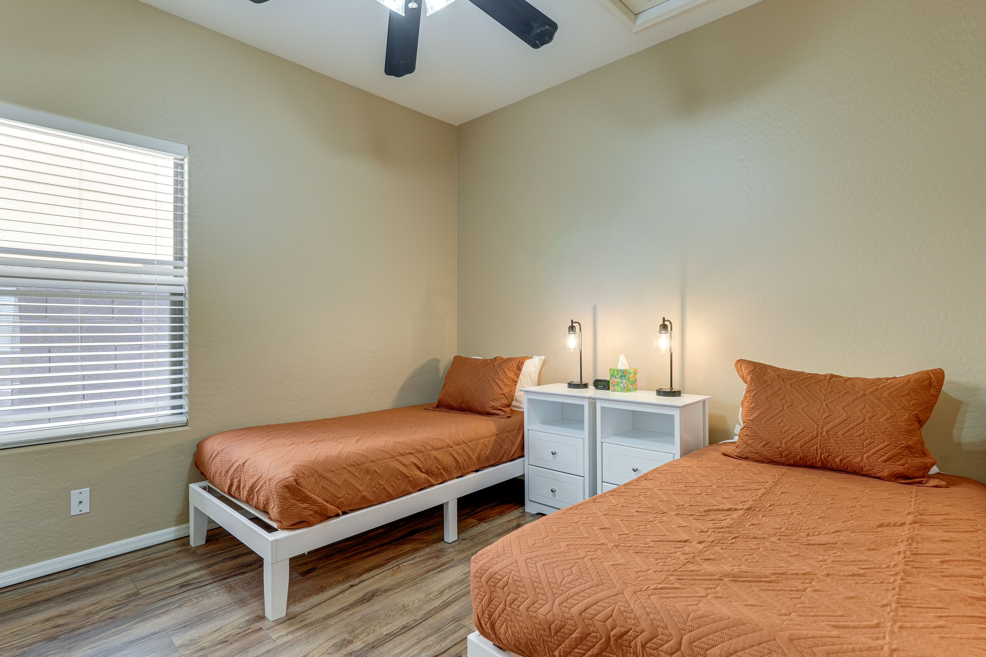 Bedroom 4 | 2 Twin Beds