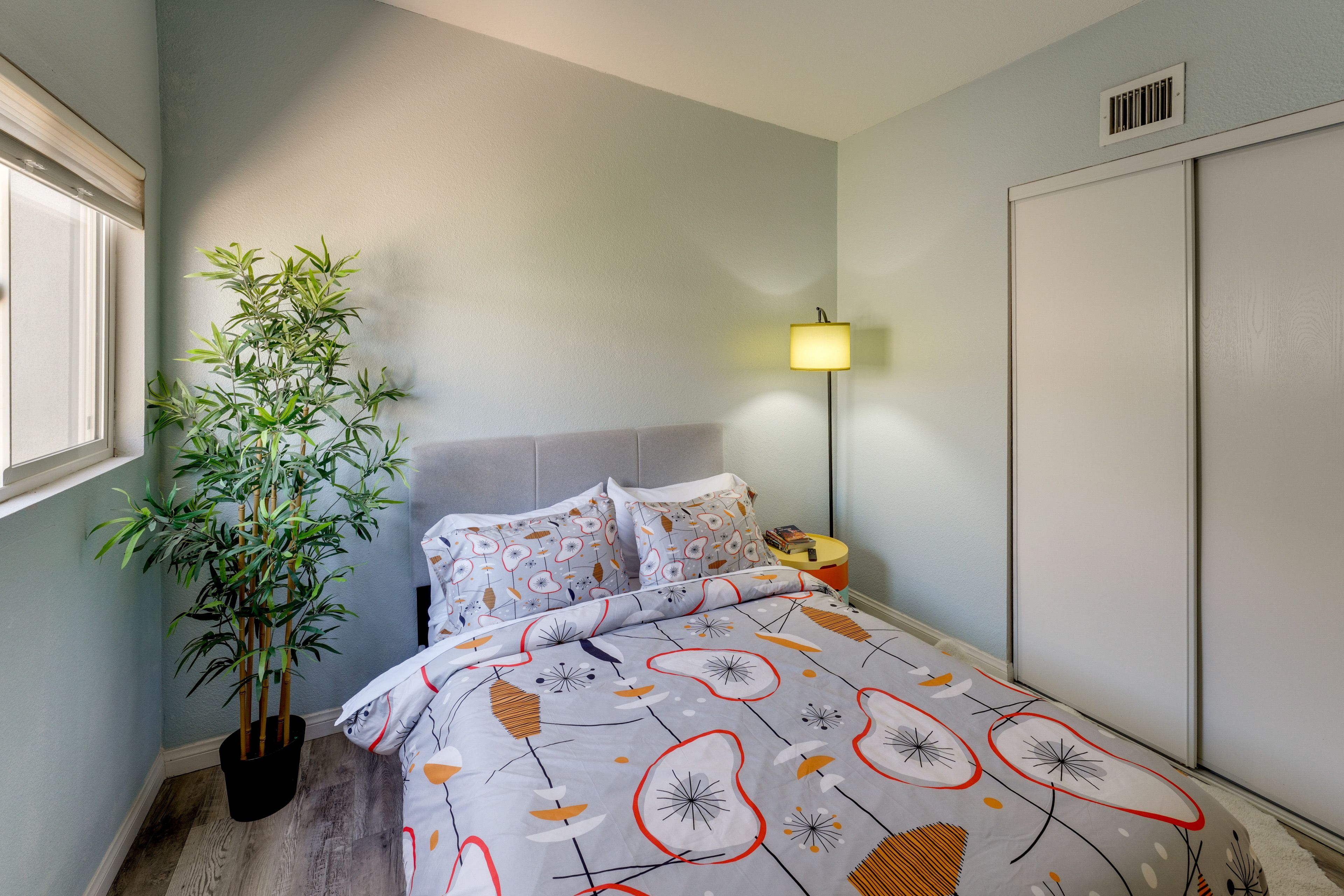 Bedroom 3 | Queen Bed